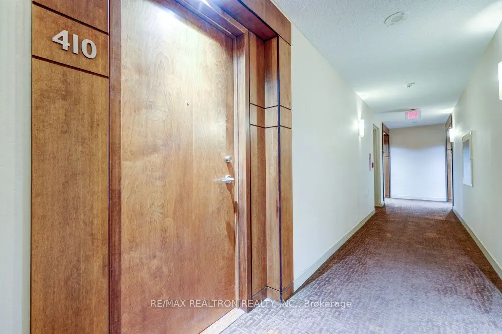 10 Northtown Way, #410