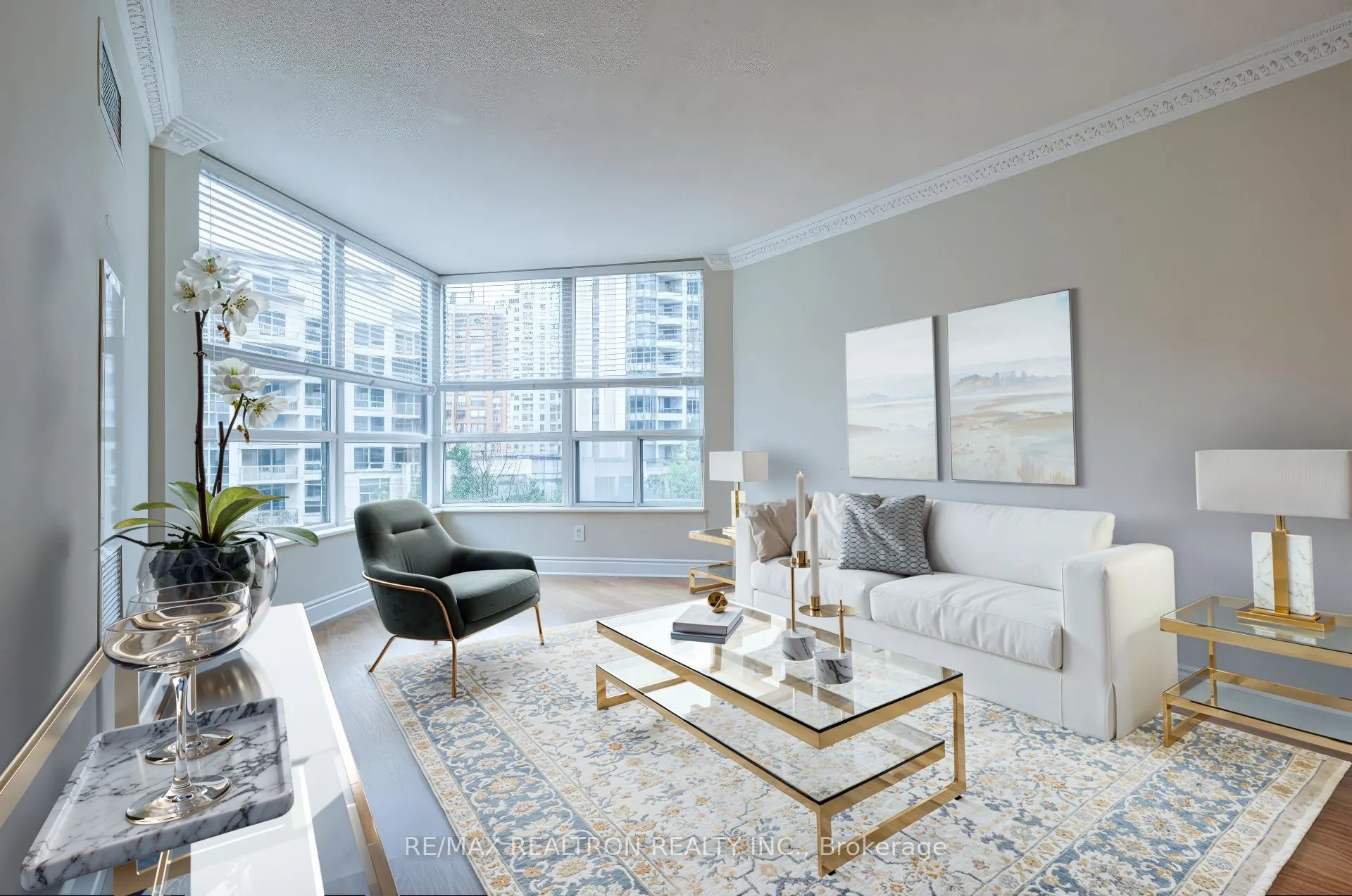 10 Northtown Way, #410