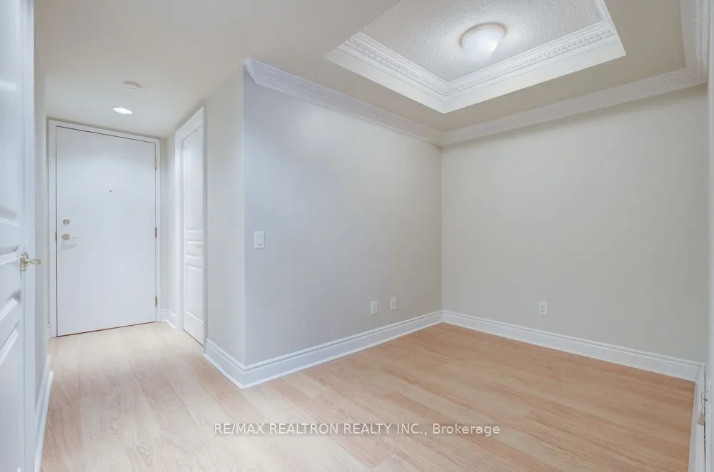 10 Northtown Way, #410