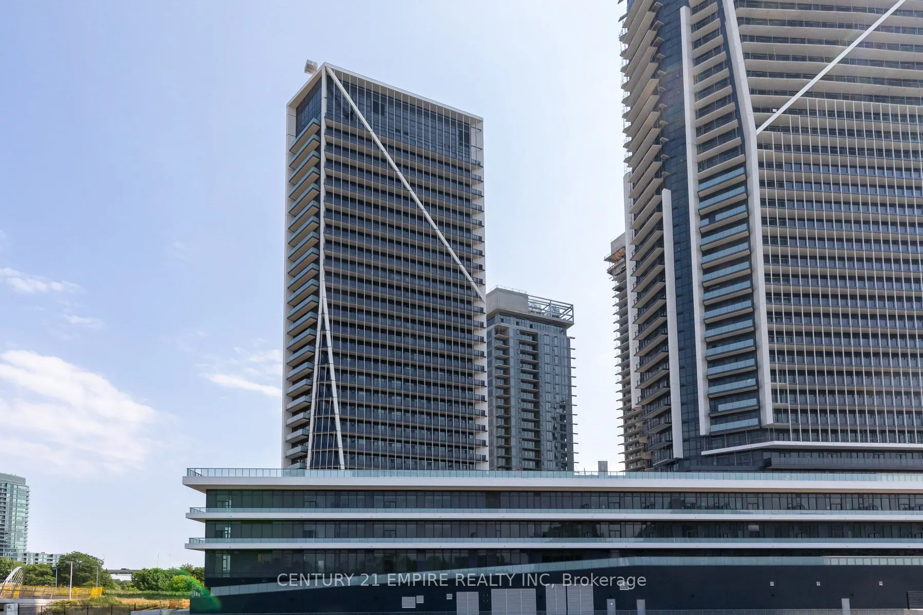 50 Ordnance Street, #2607