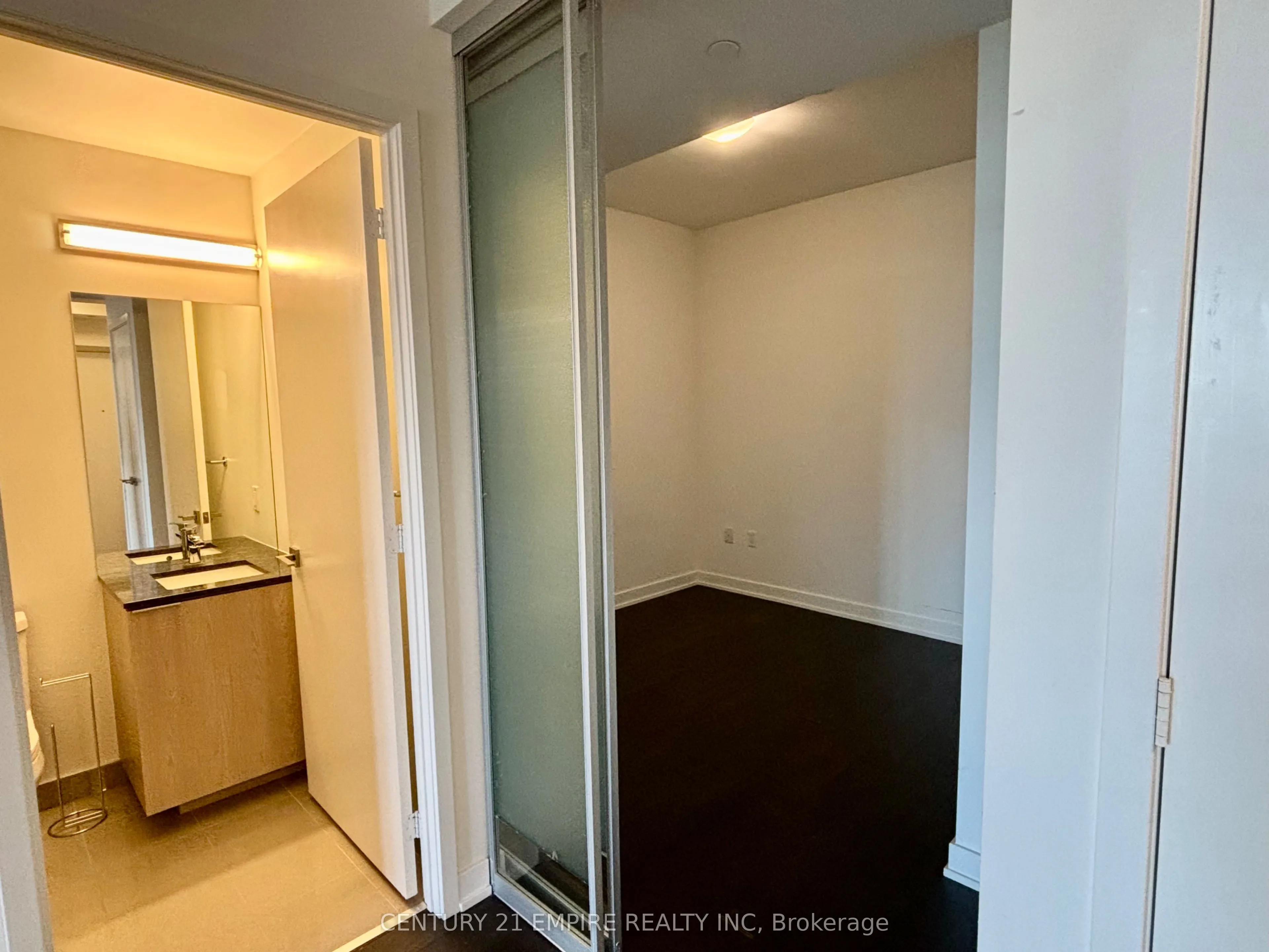 50 Ordnance Street, #2607
