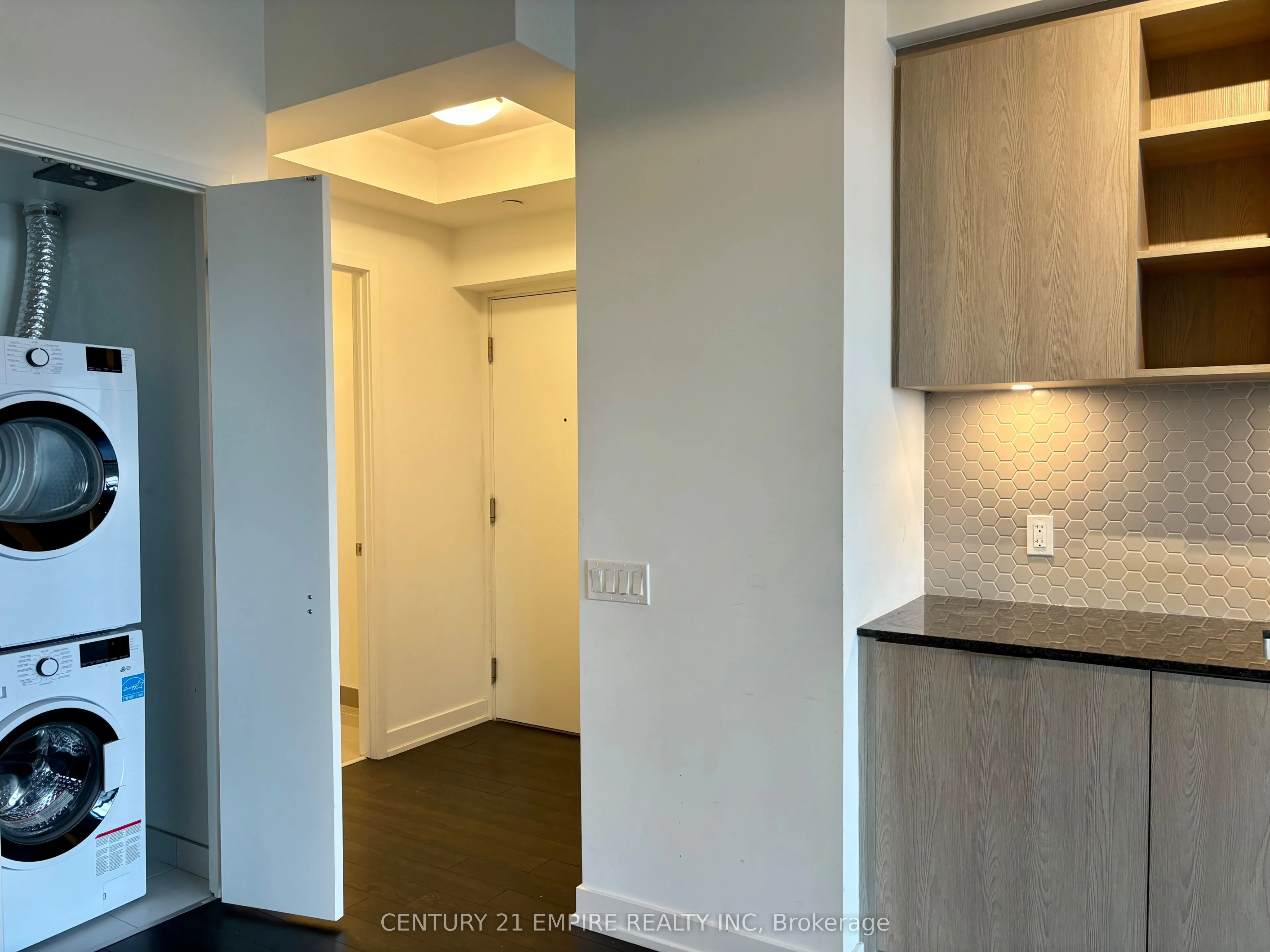 50 Ordnance Street, #2607