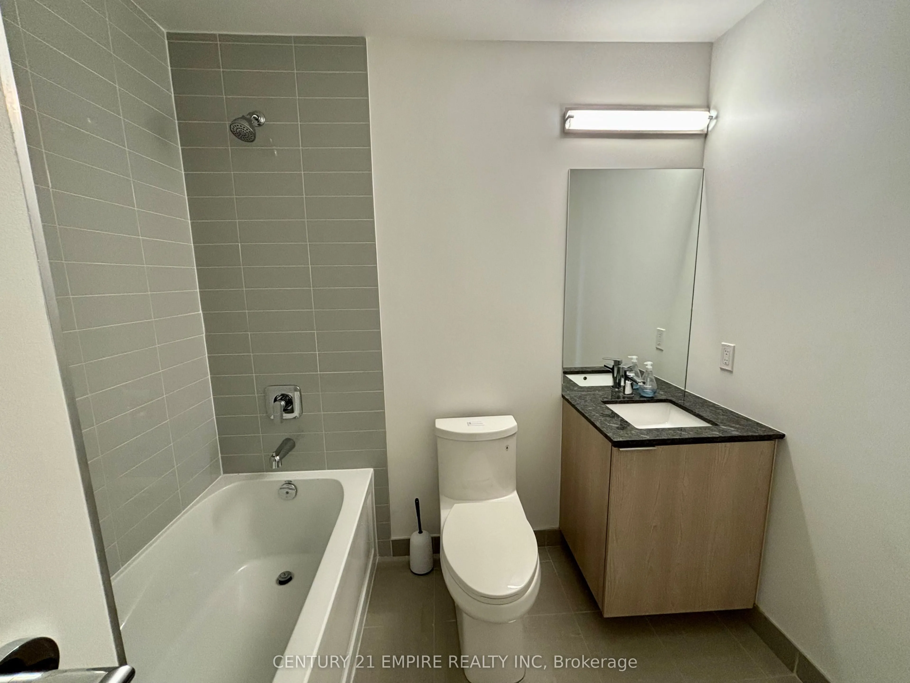 50 Ordnance Street, #2607