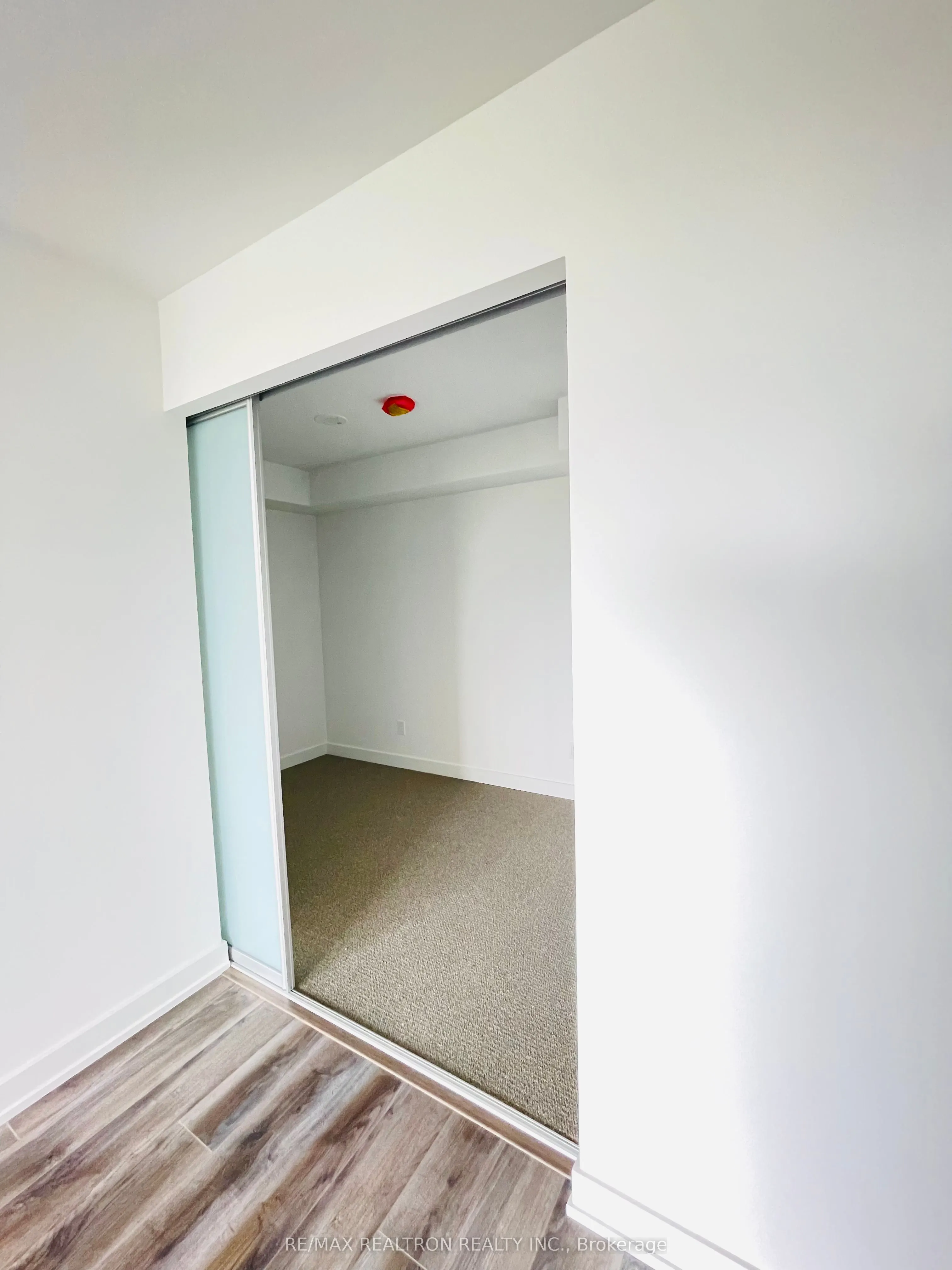 120 Varna Drive #1007