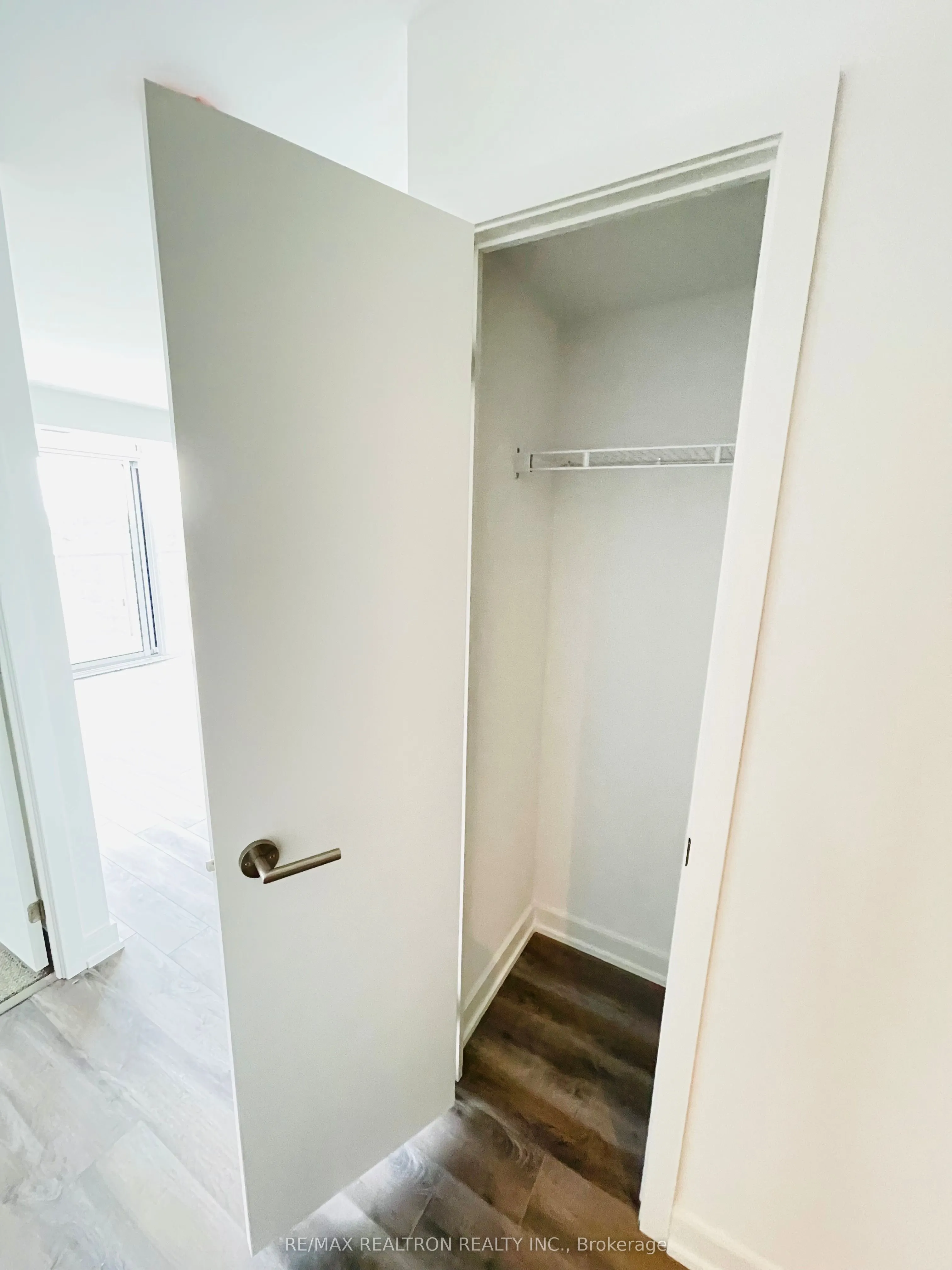 120 Varna Drive #1007
