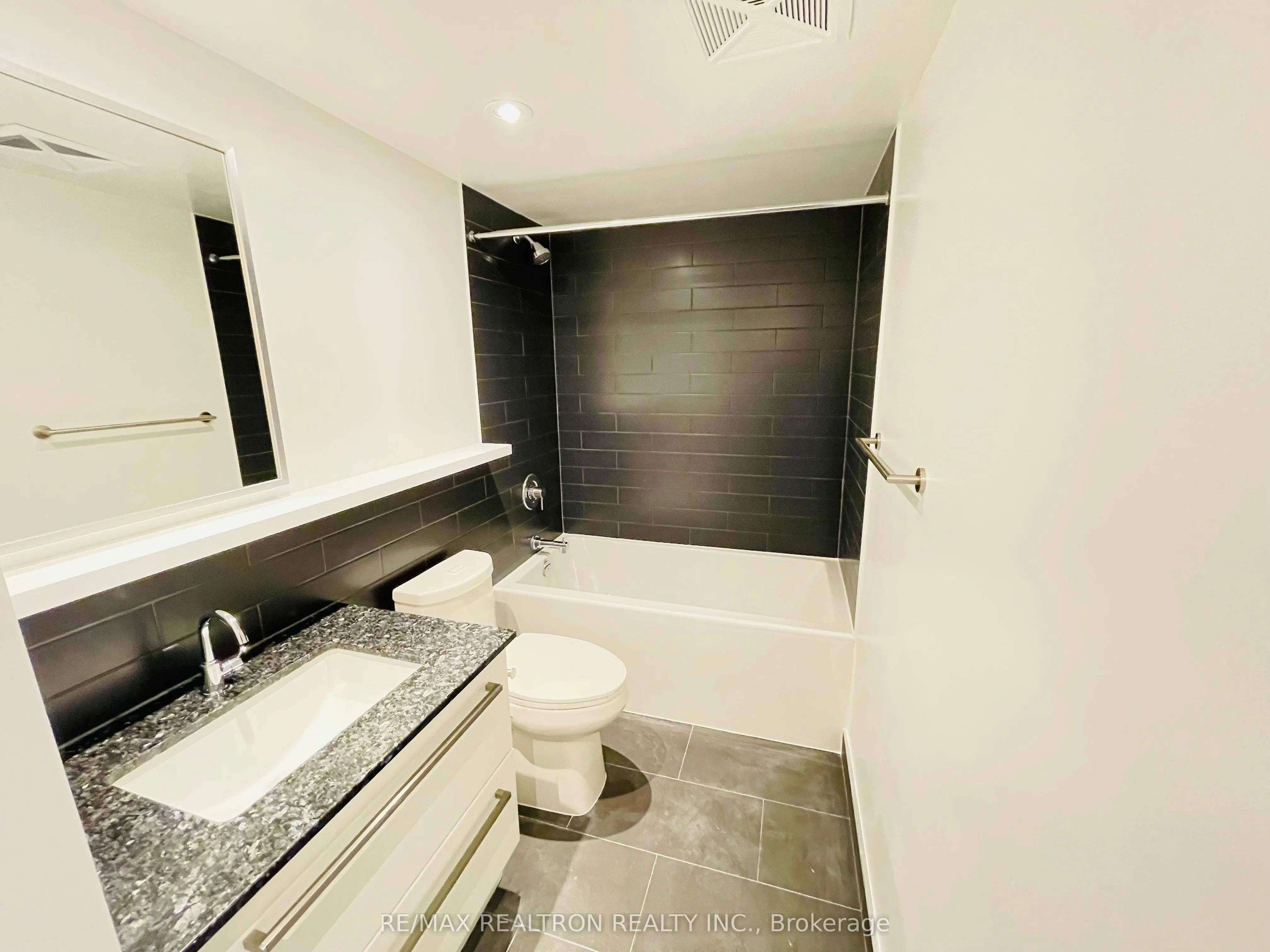120 Varna Drive #1007