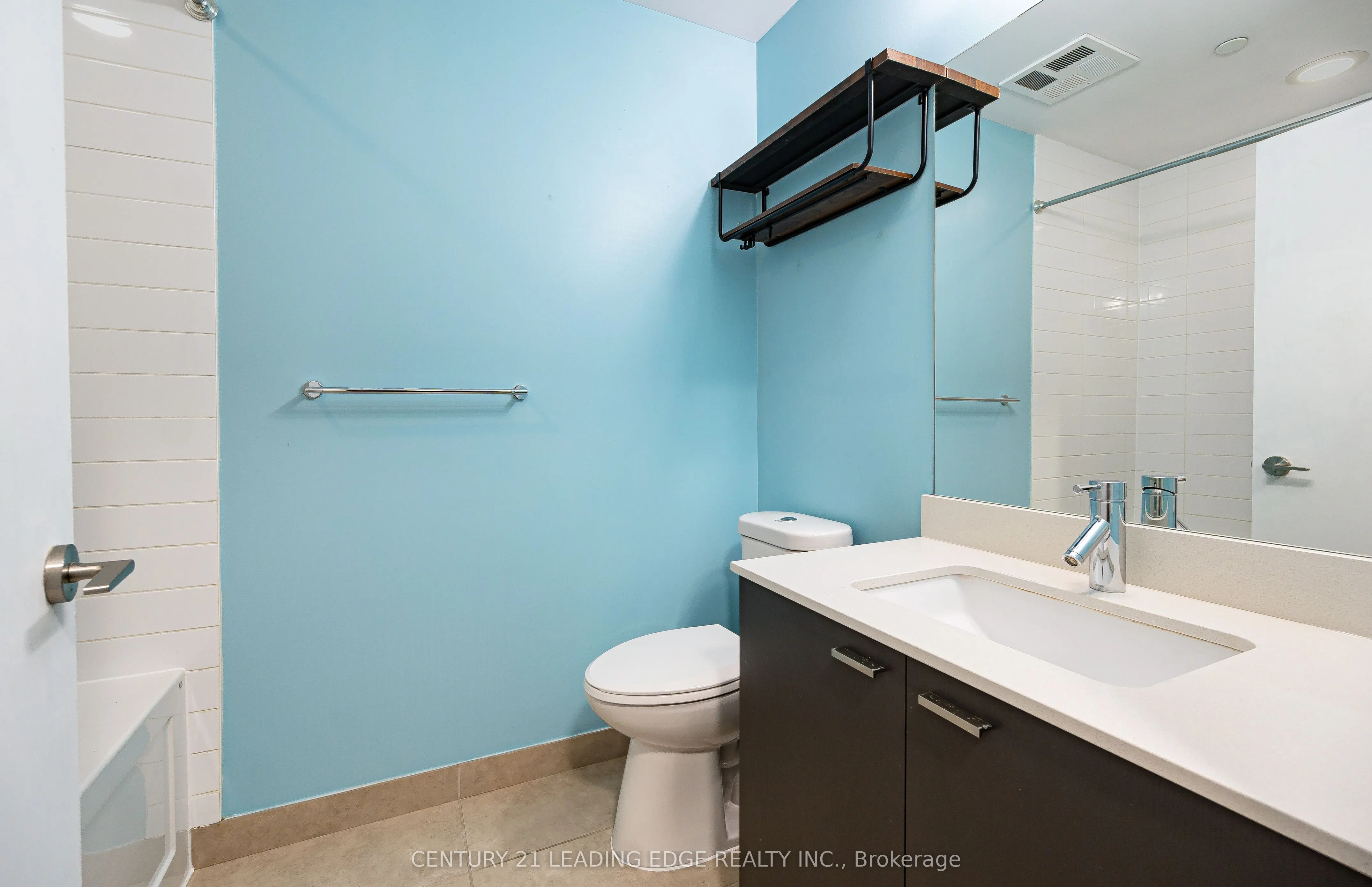 30 Roehampton Avenue, #506