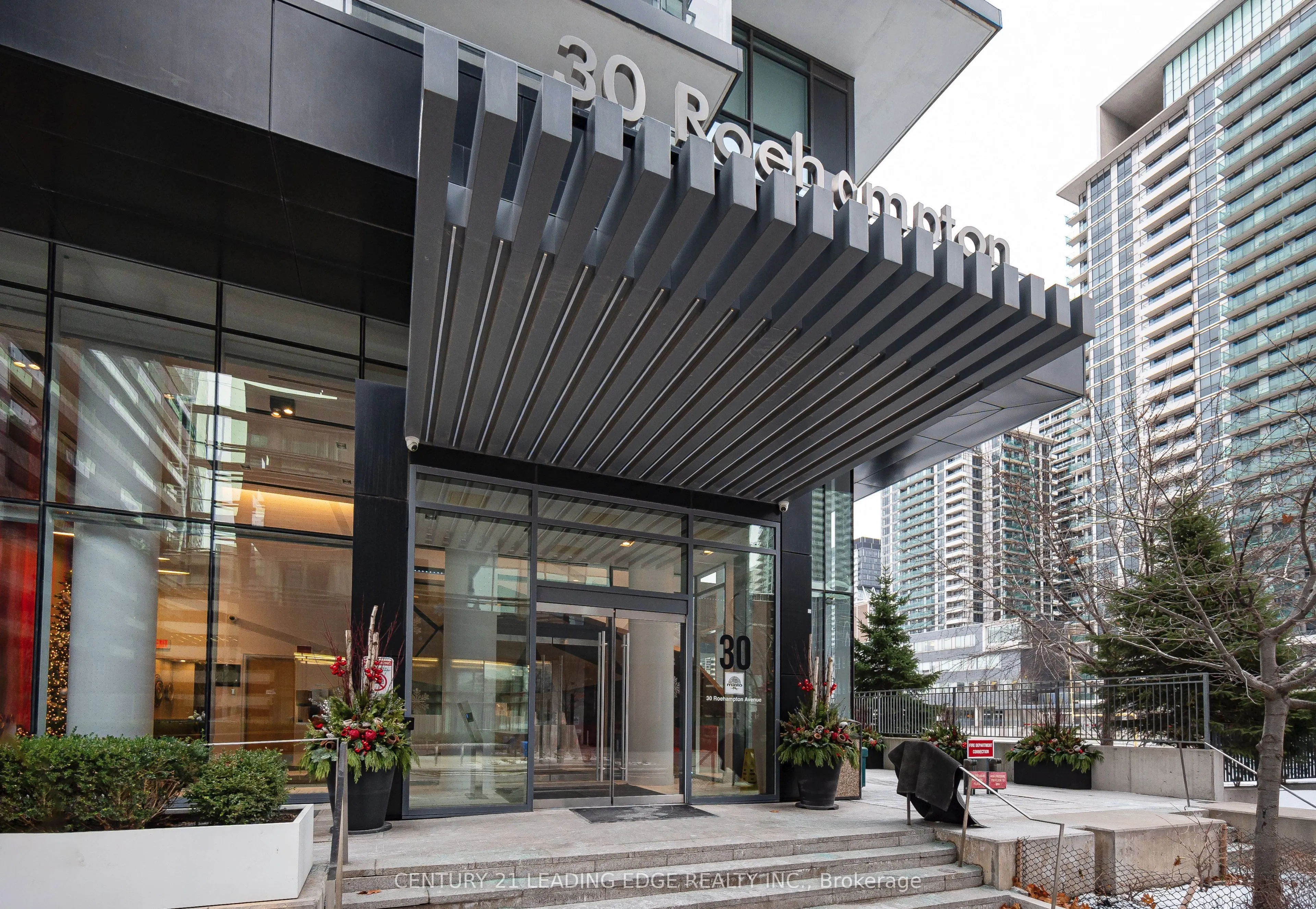 30 Roehampton Avenue, #506