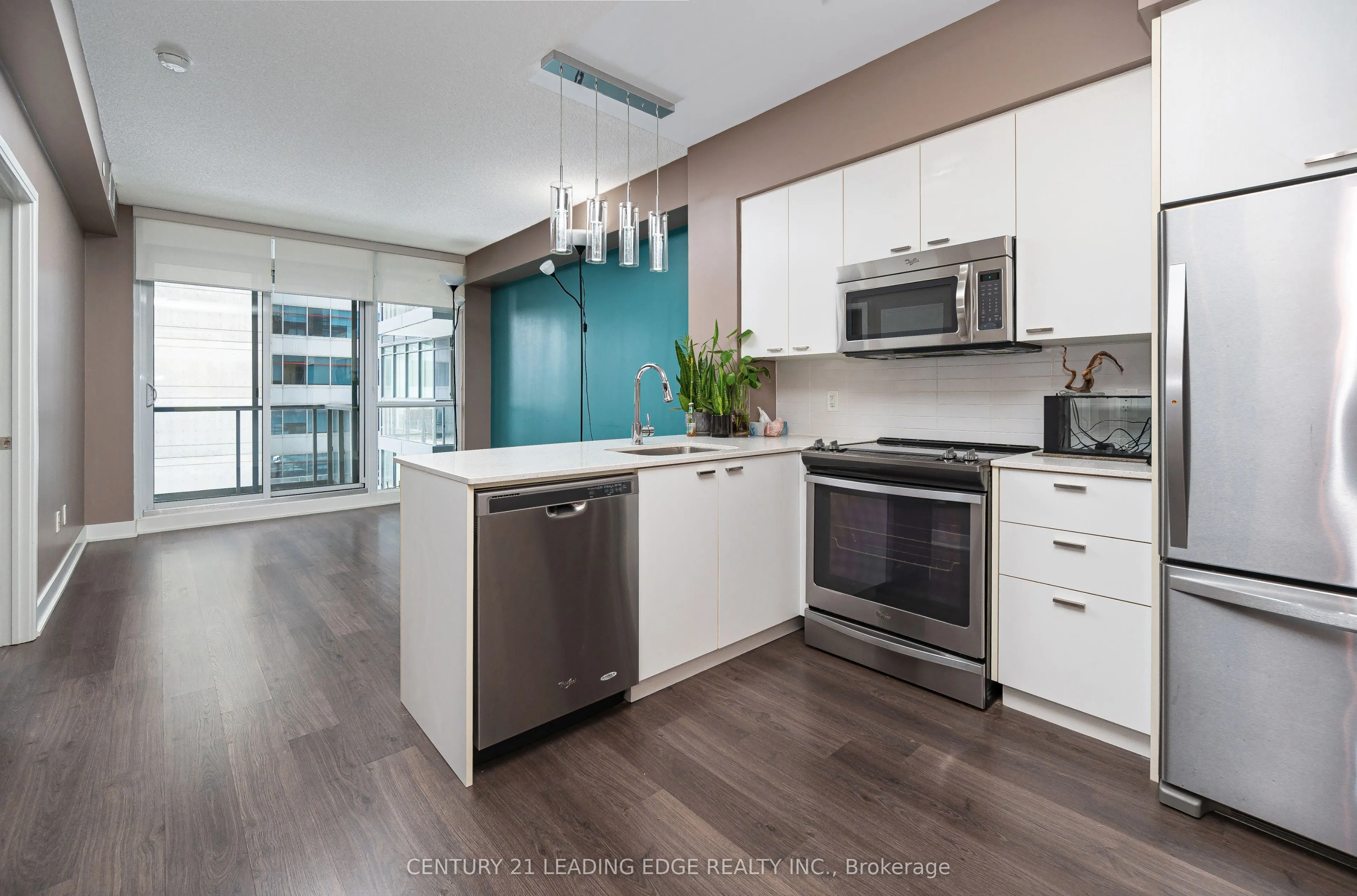 30 Roehampton Avenue, #506