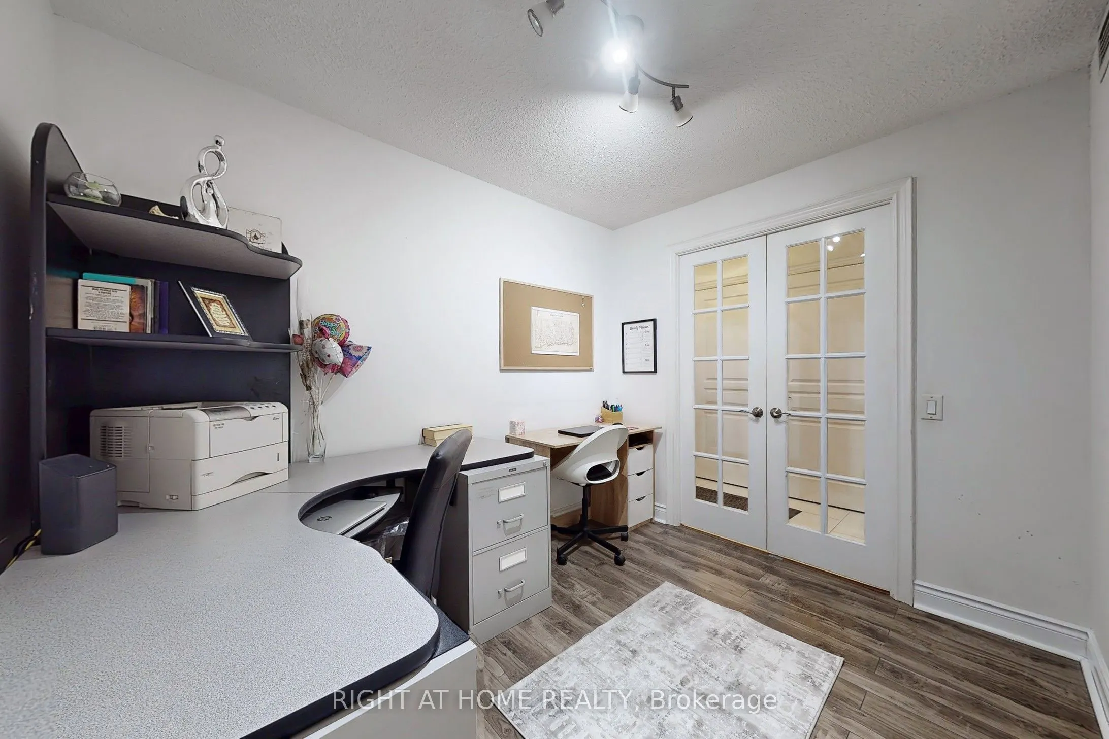 8 Mckee Avenue, #901