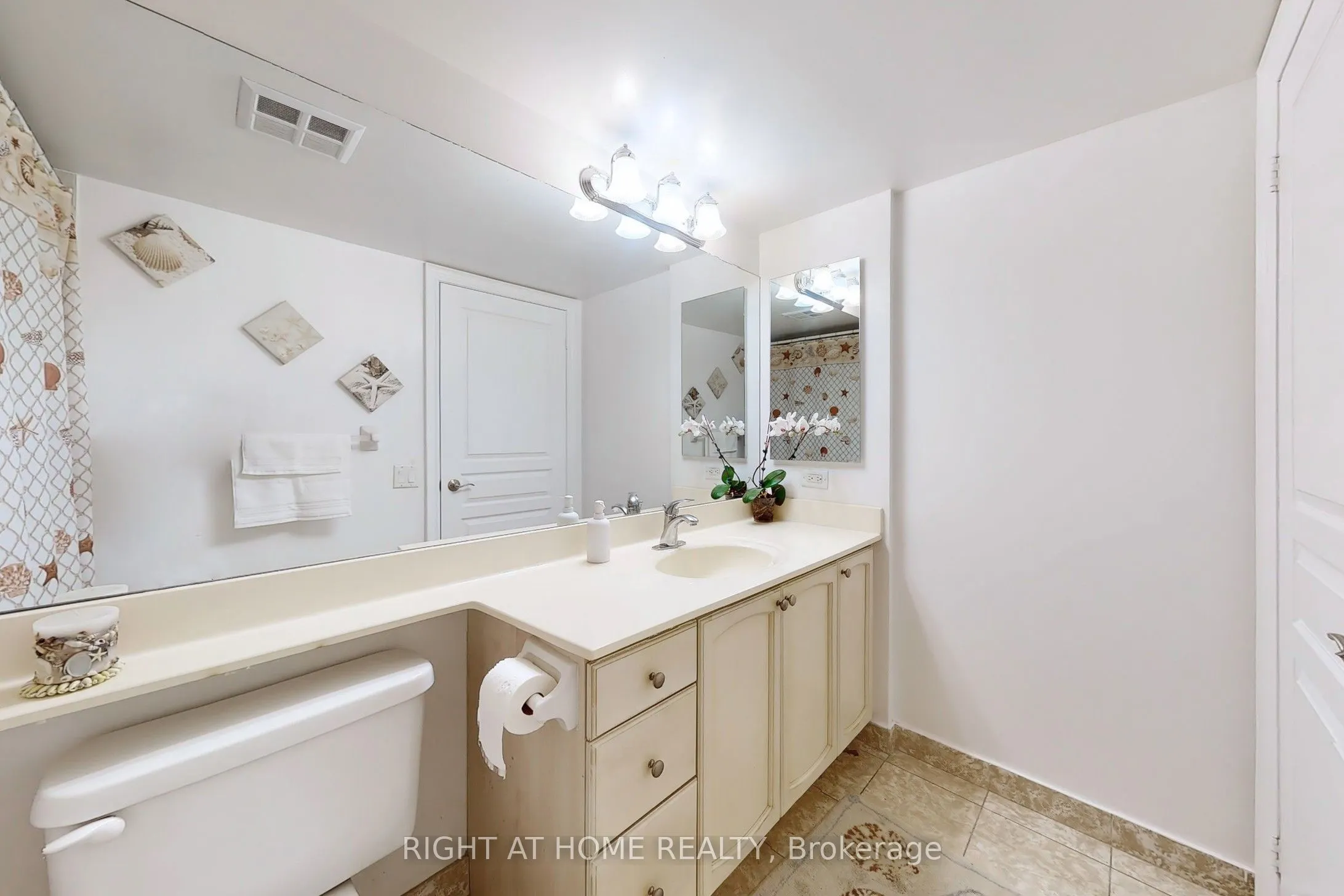 8 Mckee Avenue, #901