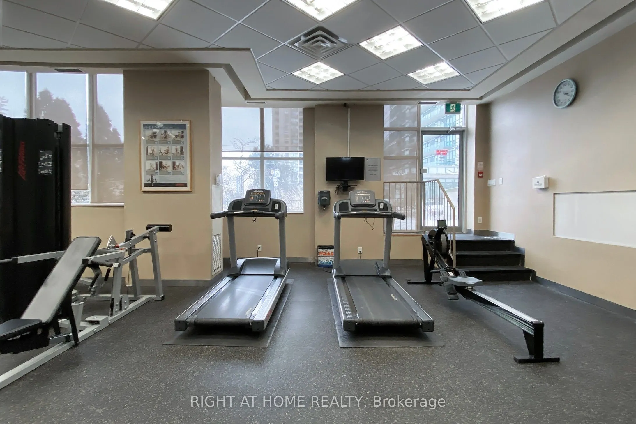8 Mckee Avenue, #901