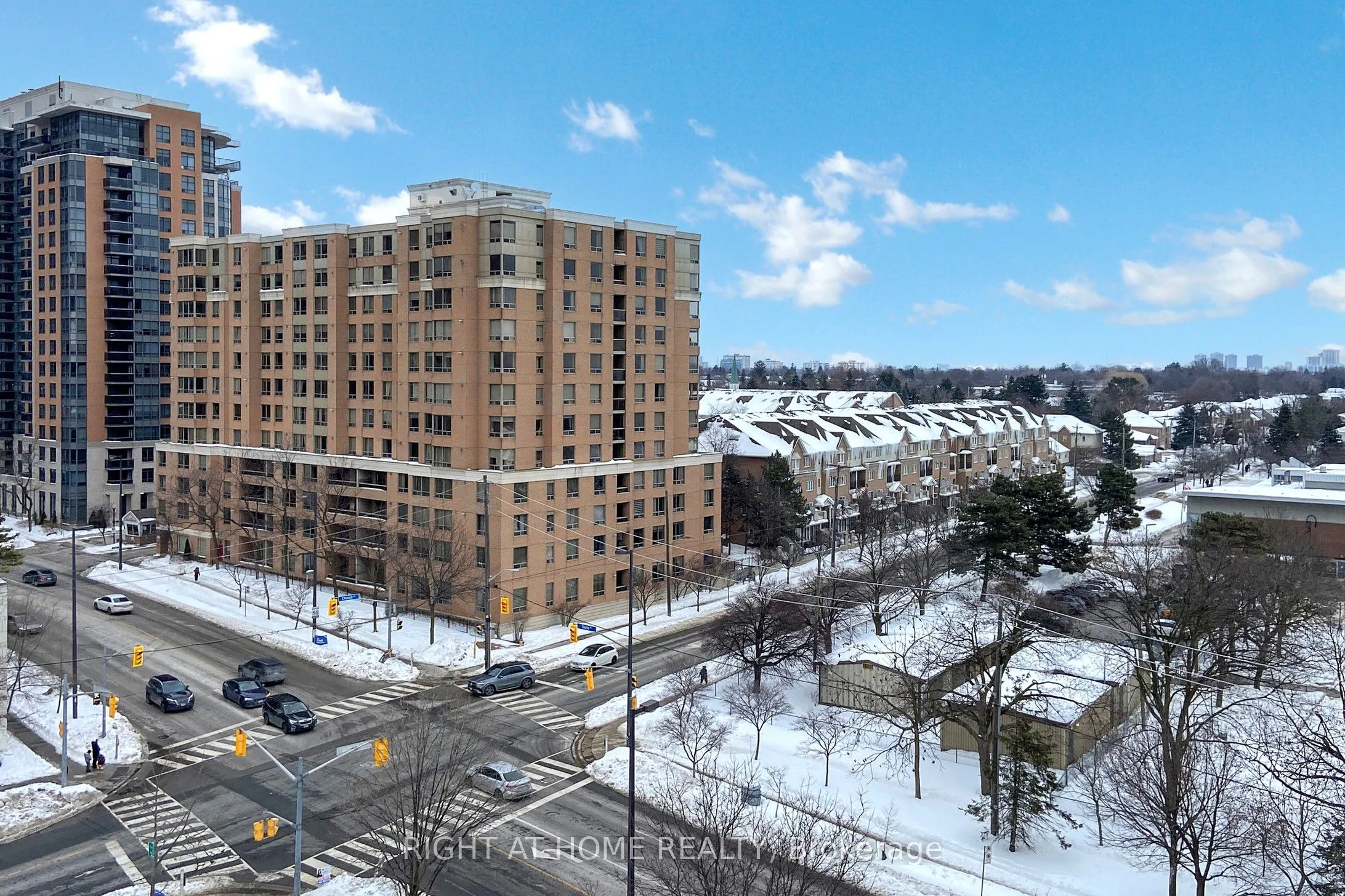 8 Mckee Avenue, #901