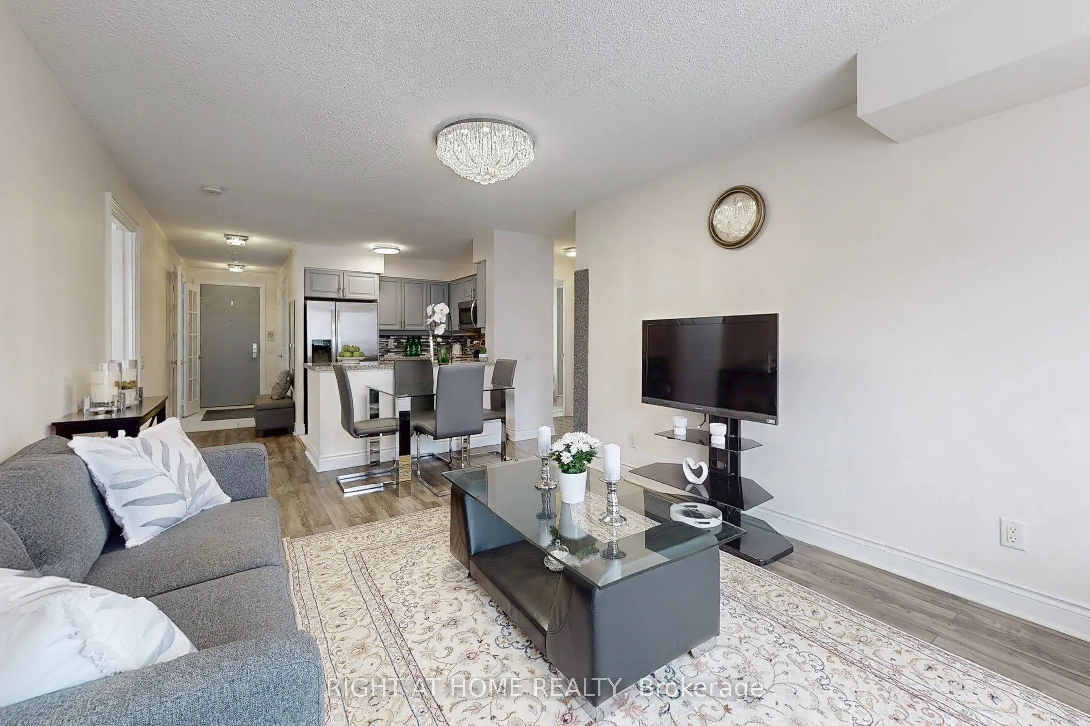 8 Mckee Avenue, #901