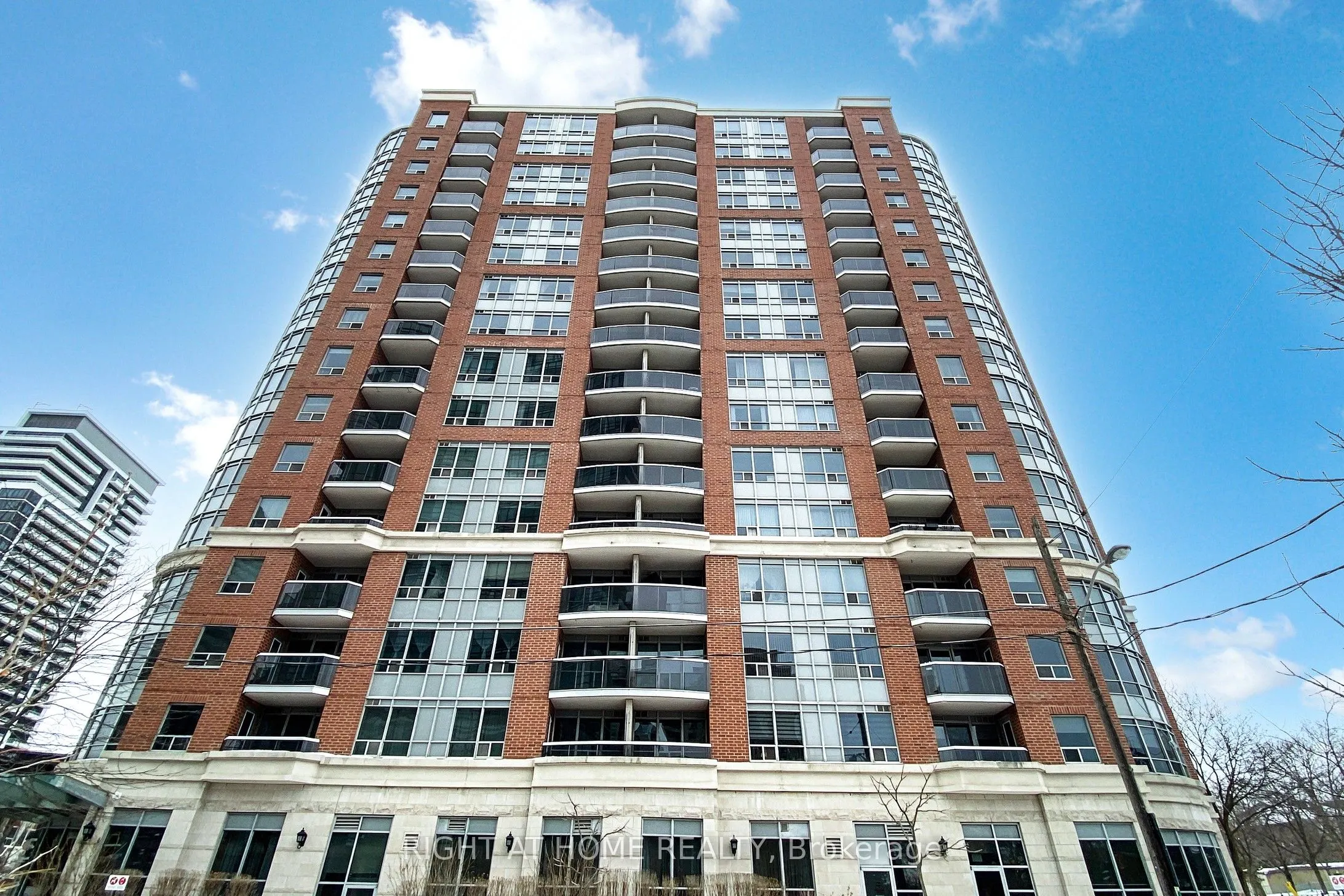8 Mckee Avenue, #901