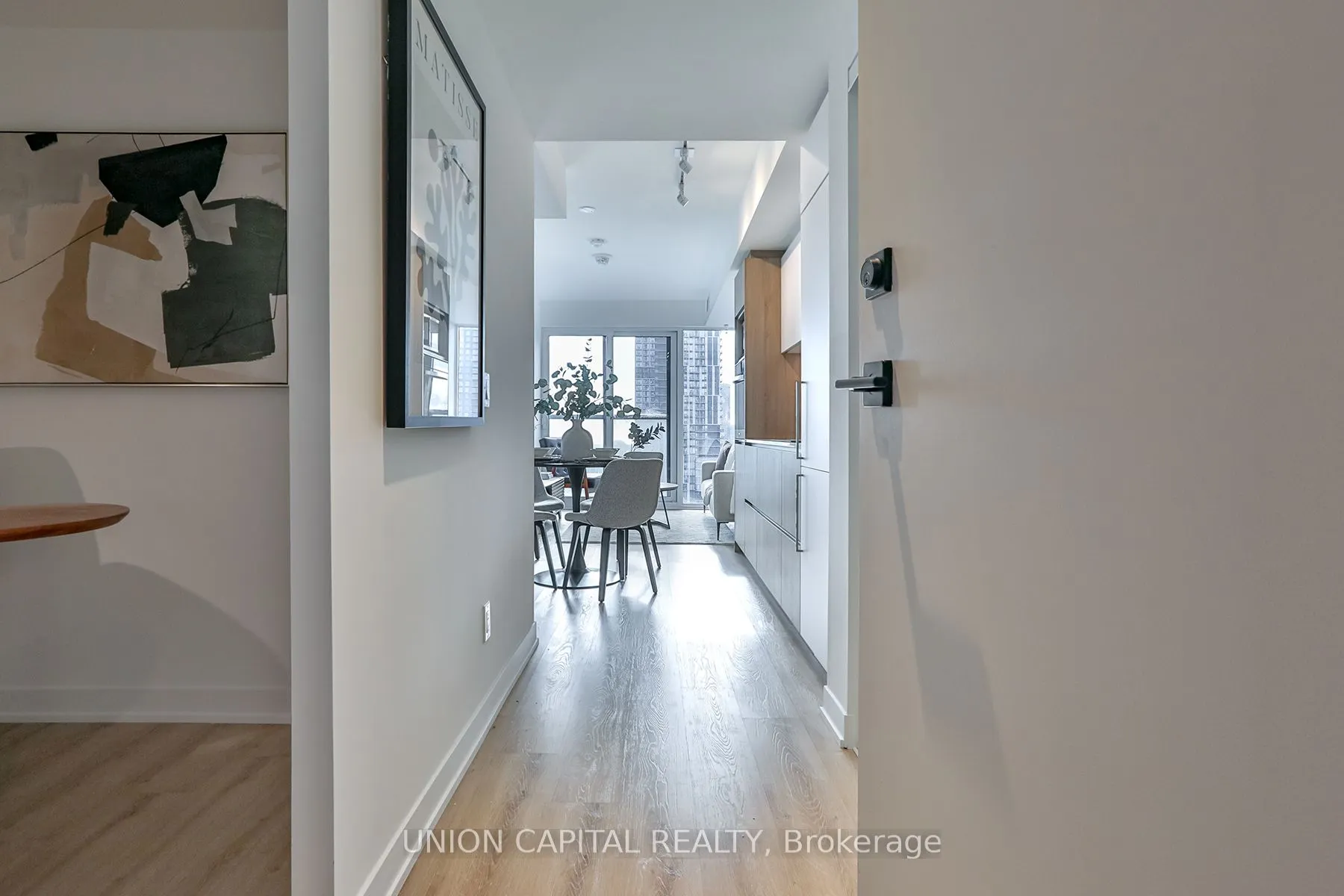 319 Jarvis Street #2916
