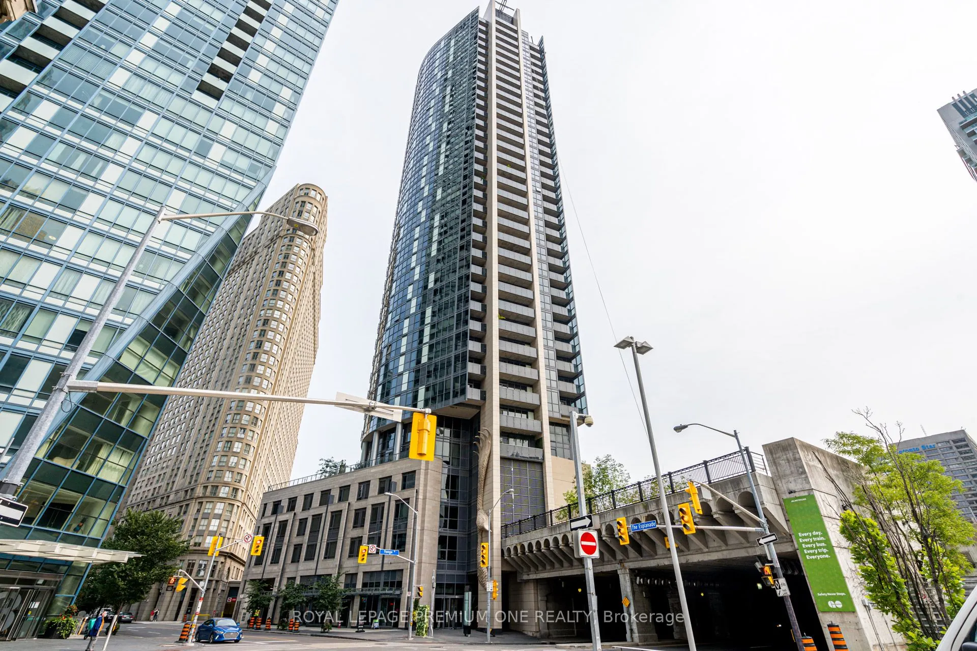 1 The Esplanade, #806