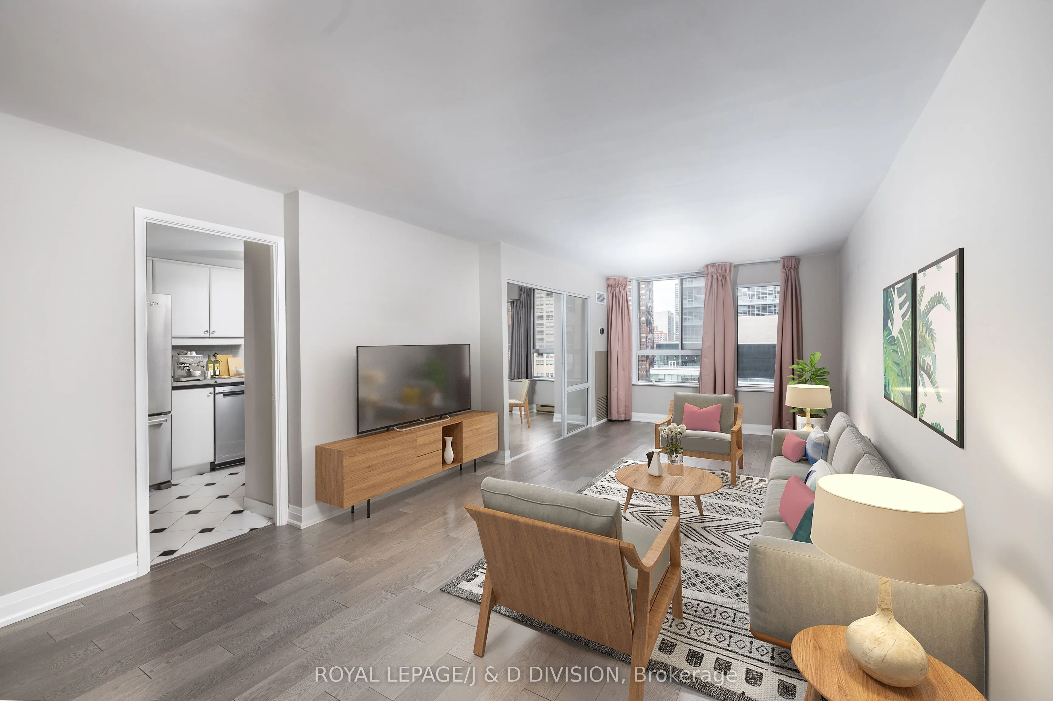 717 Bay Street, #1004