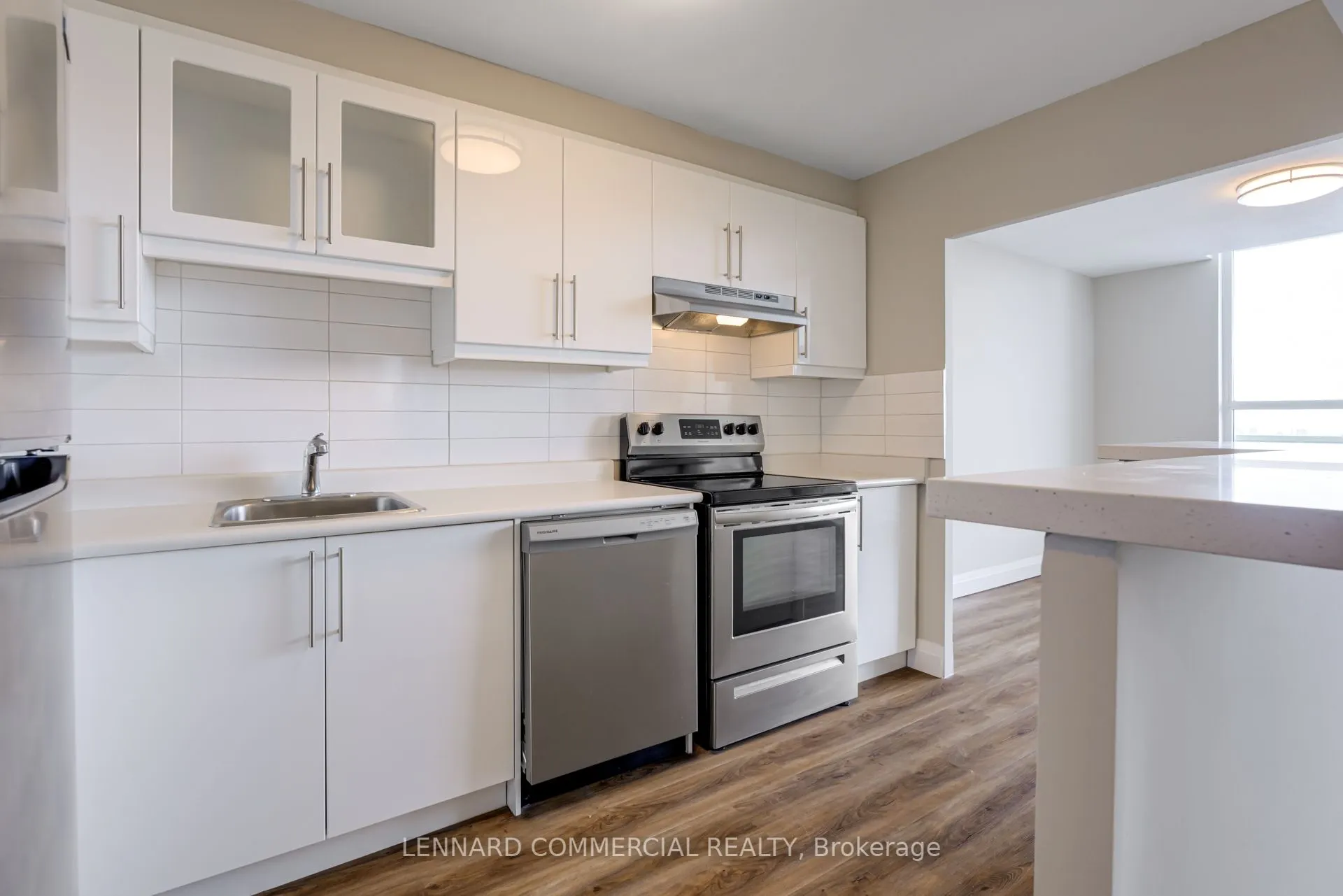 40 Pleasant Boulevard, #3202