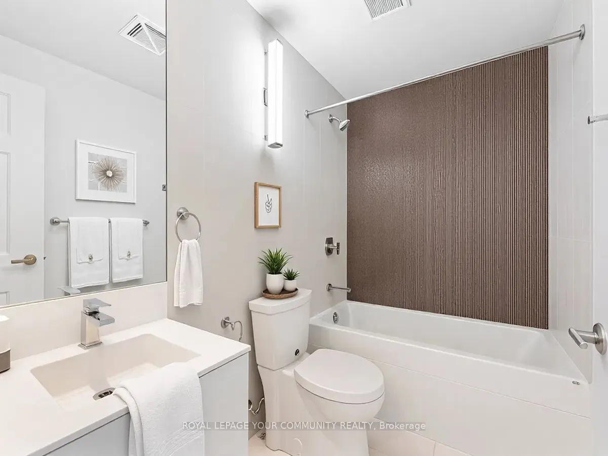 125 Peter Street, #1604