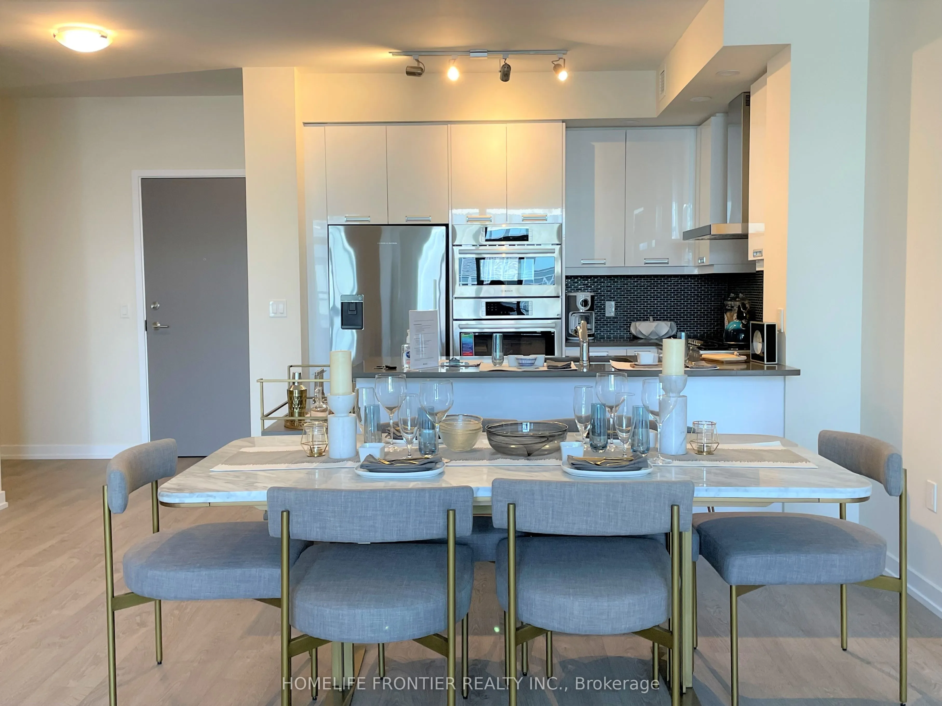 99 John Street, #4403