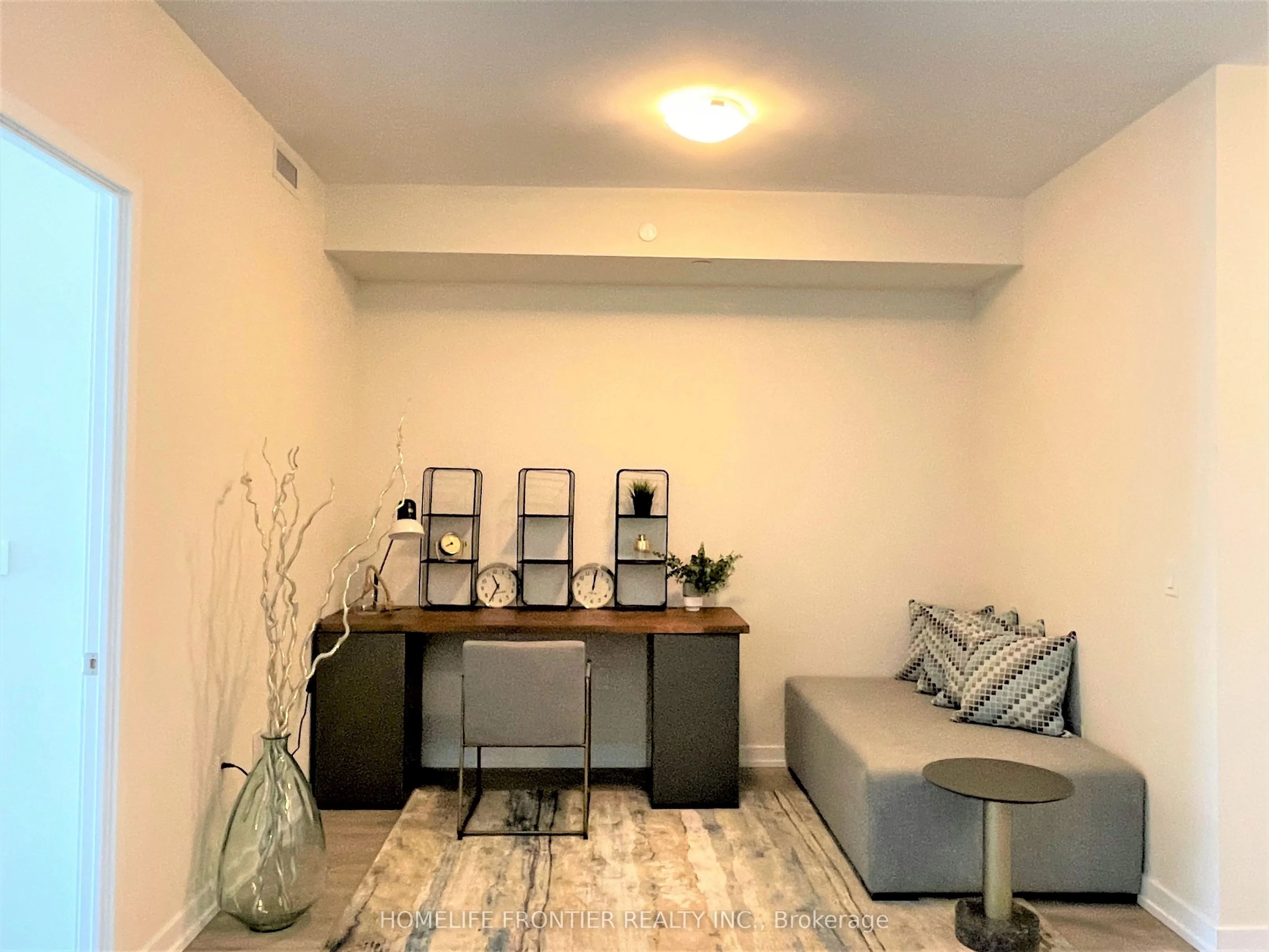 99 John Street, #4403
