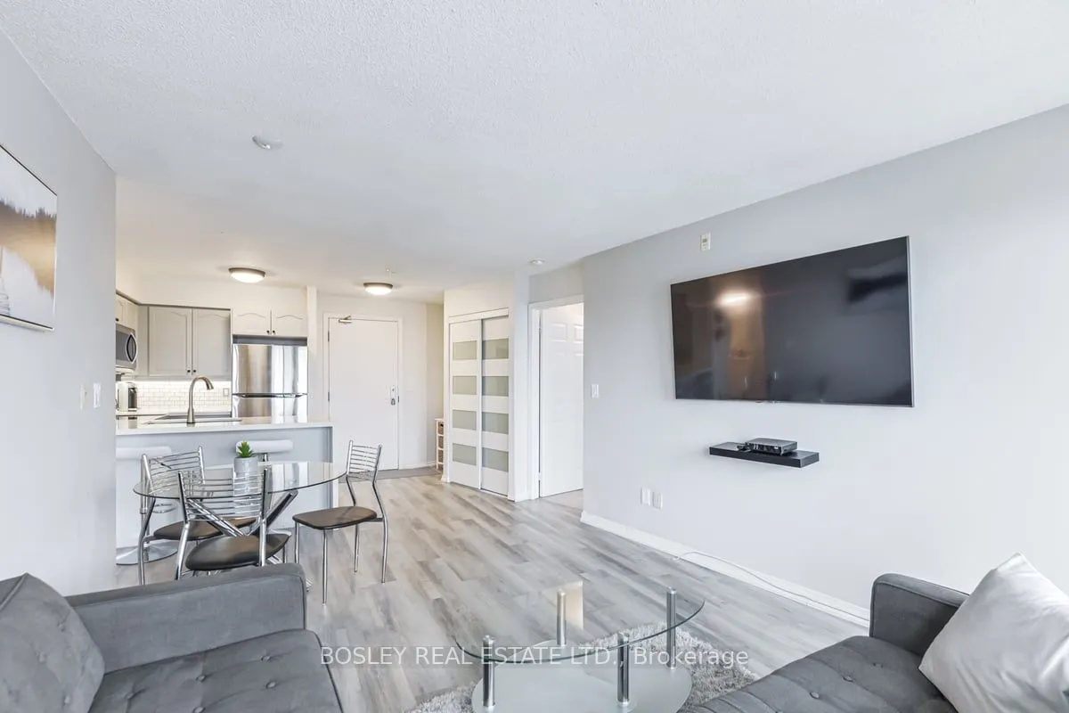 18 Valley Woods Road, #808