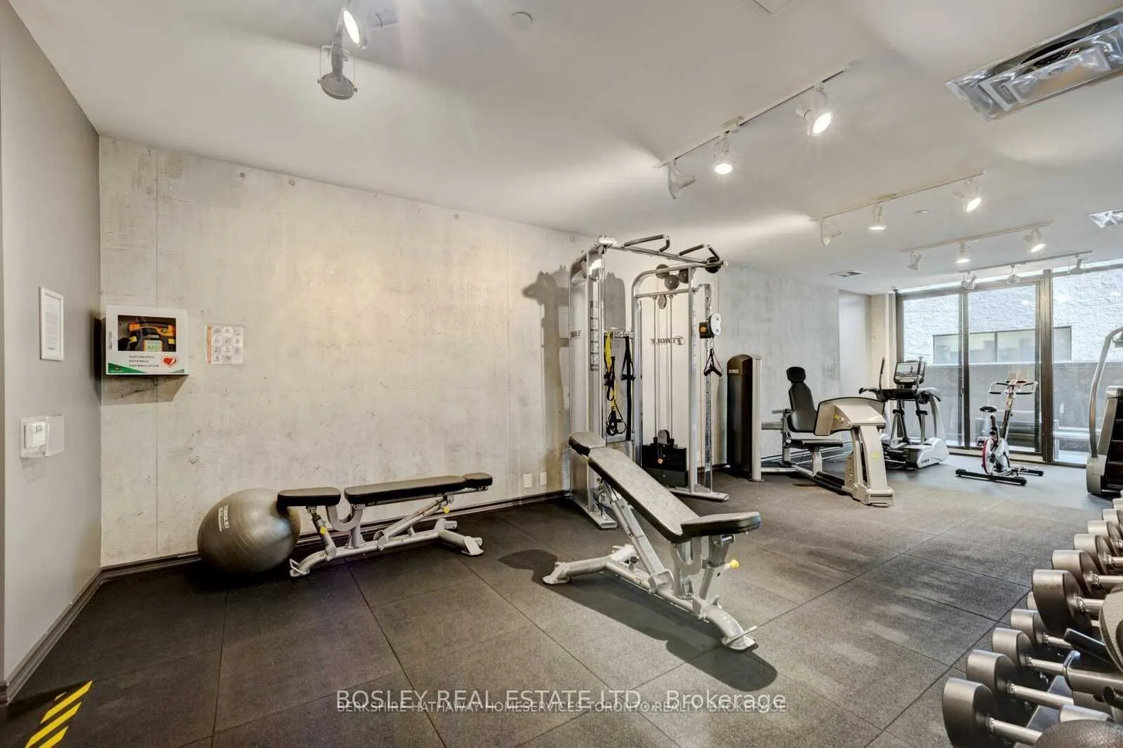 608 Richmond Street W #709