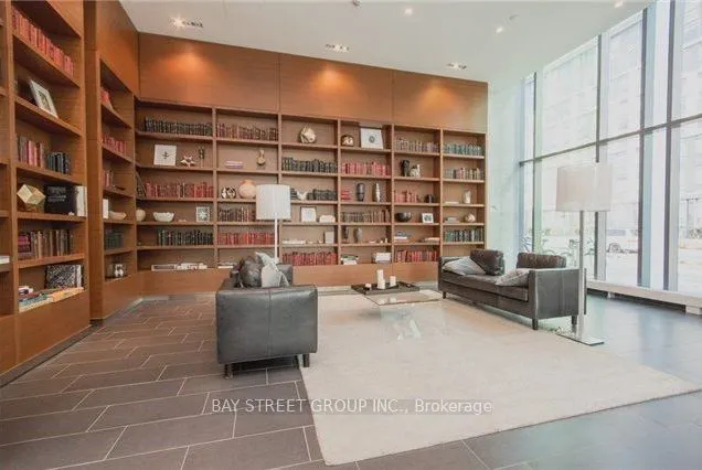 170 Fort York Boulevard, #2112