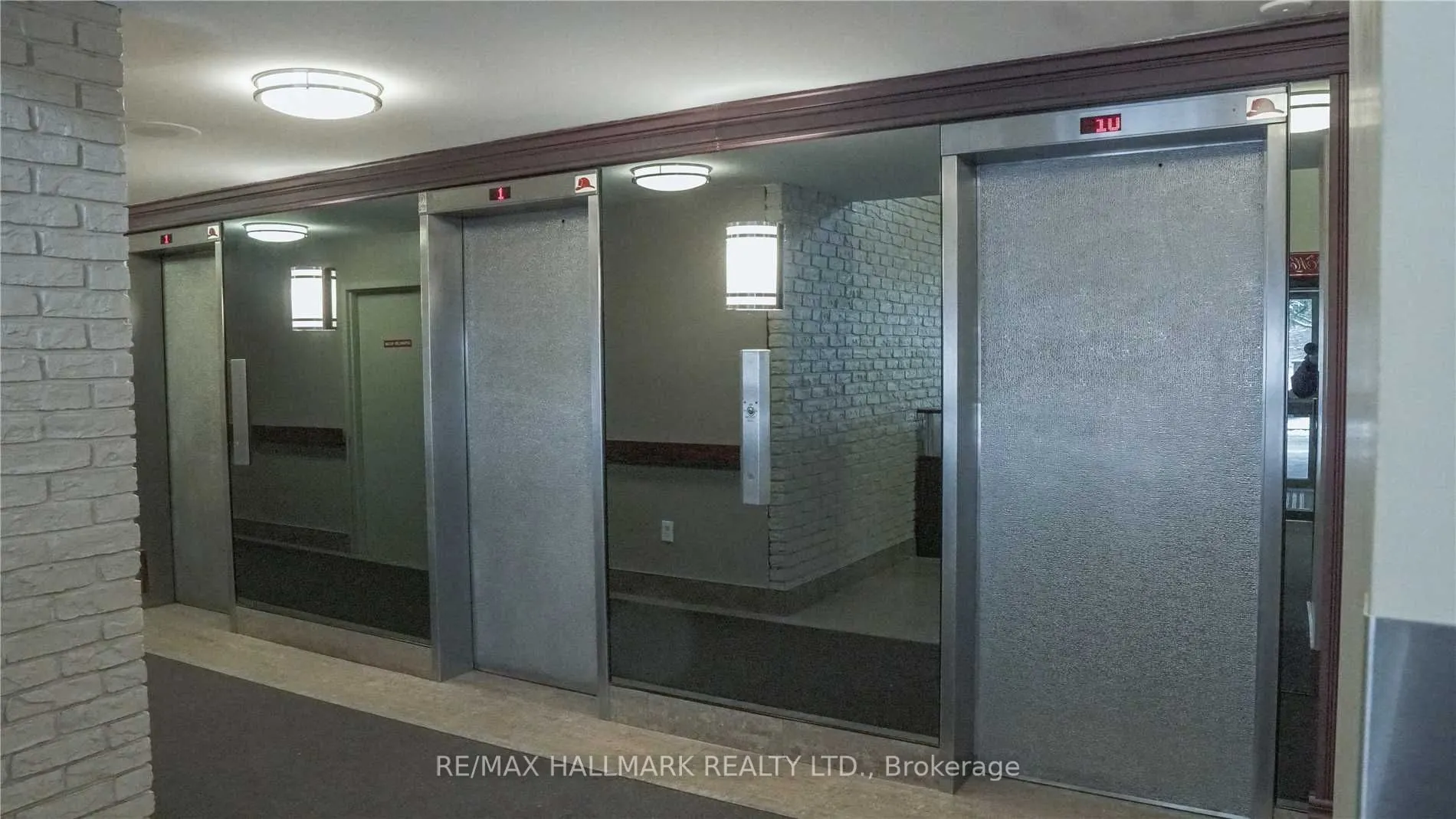 260 Seneca Hill Drive, #1211