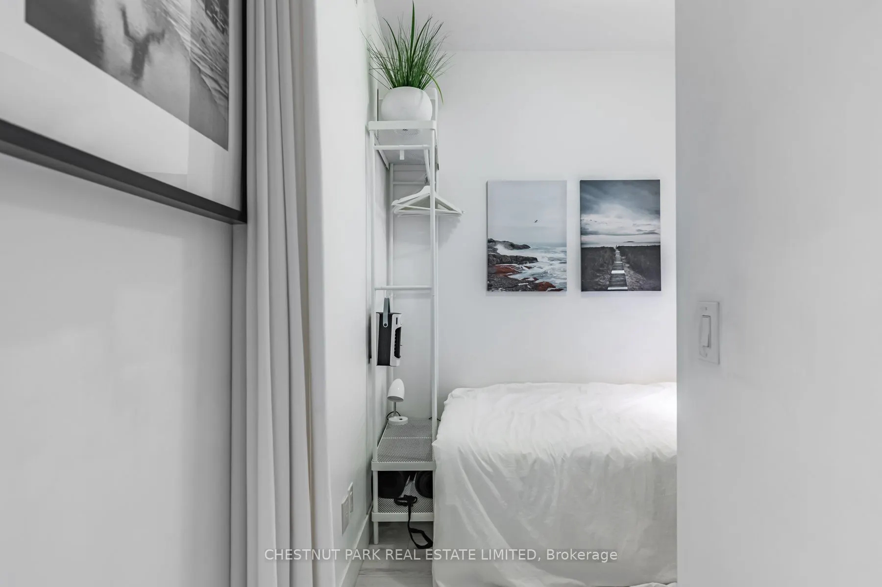 39 Sherbourne Street, #907