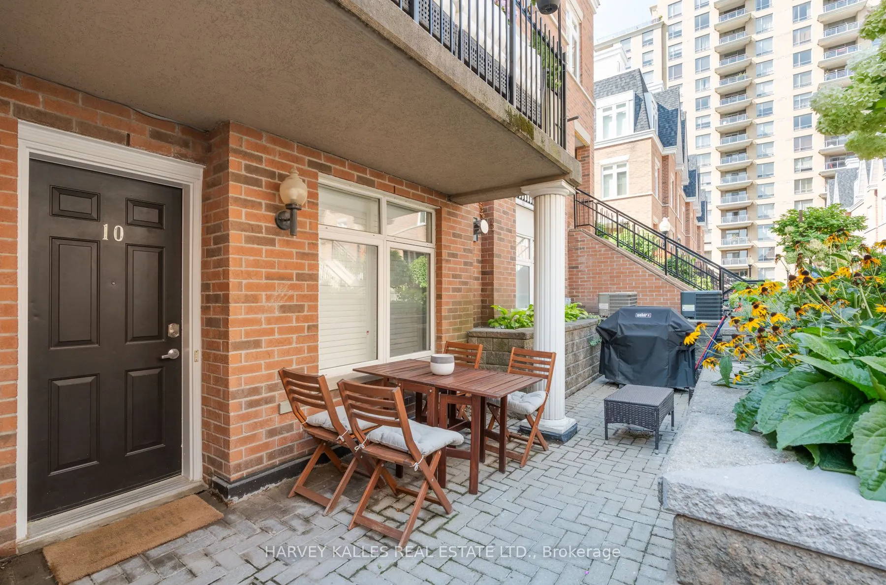 85 Lillian Street, #10