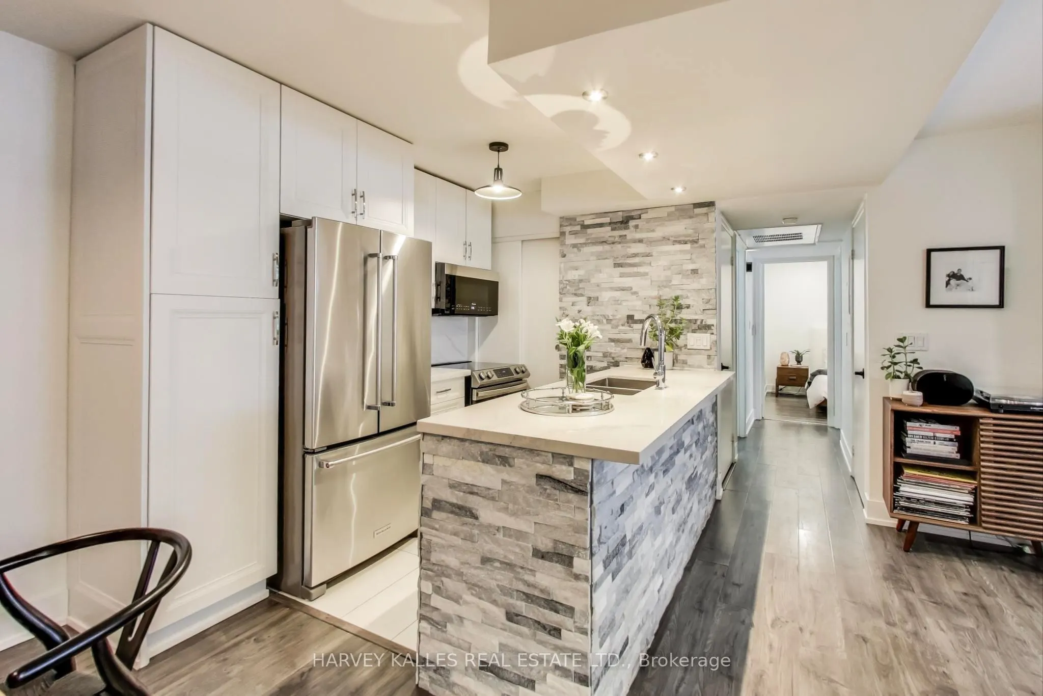 85 Lillian Street, #10