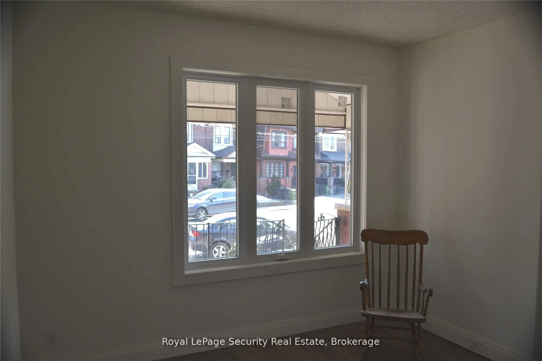 6 Rusholme Park Crescent, #Main