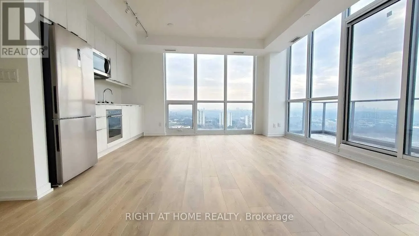 38 Forest Manor Road, #2407