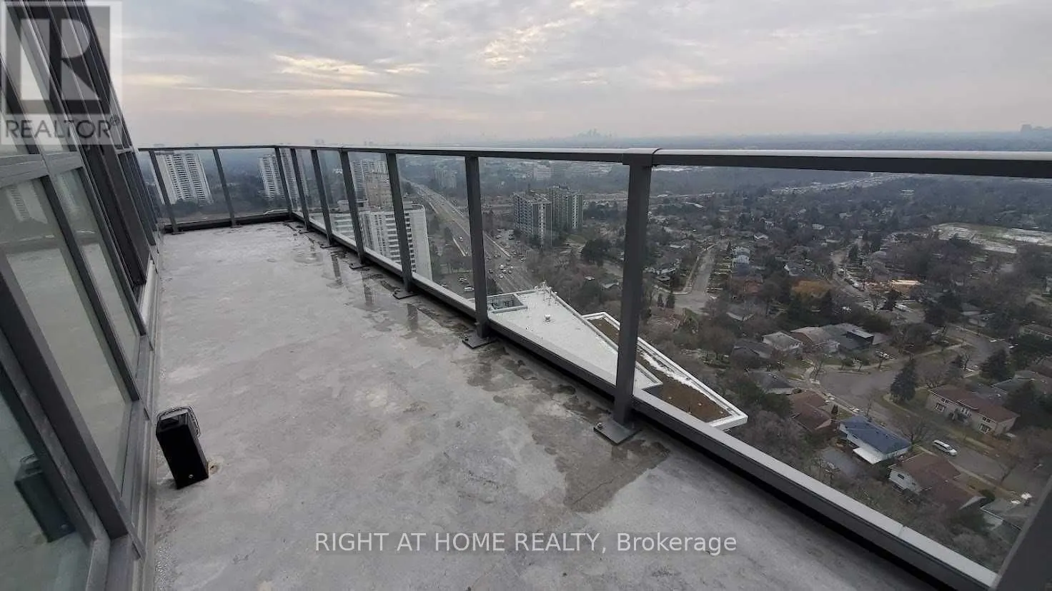 38 Forest Manor Road, #2407