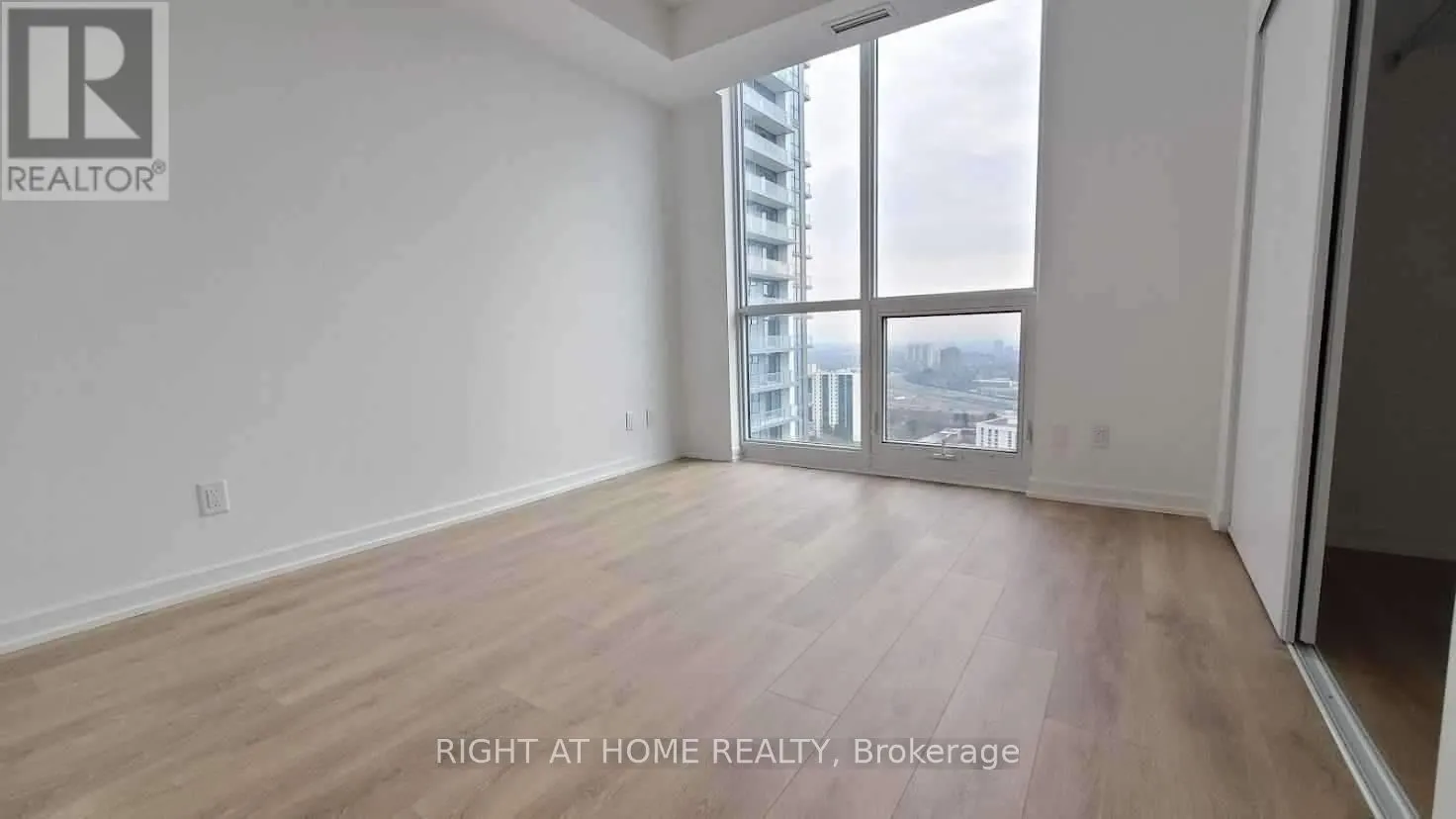 38 Forest Manor Road, #2407