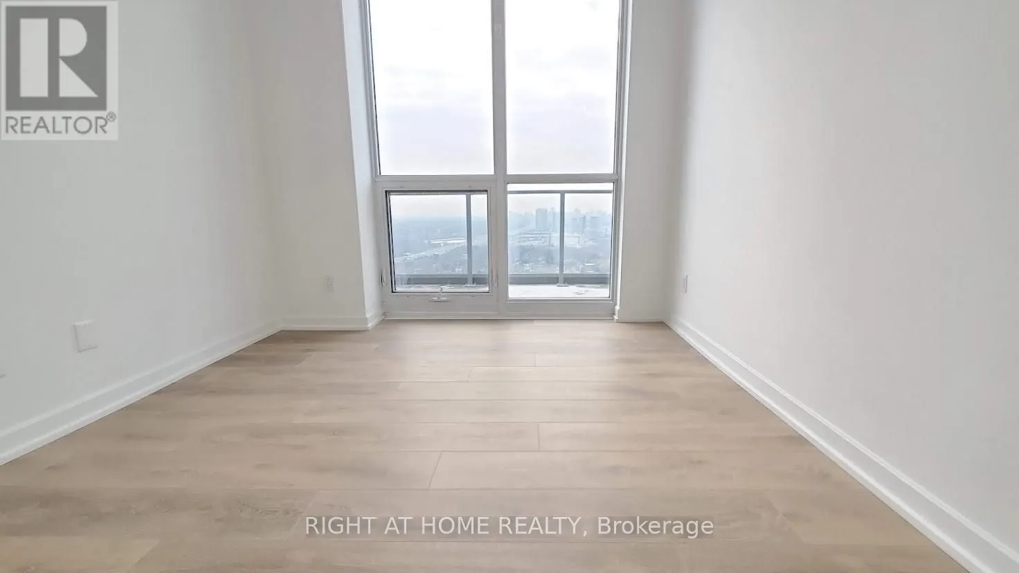 38 Forest Manor Road, #2407