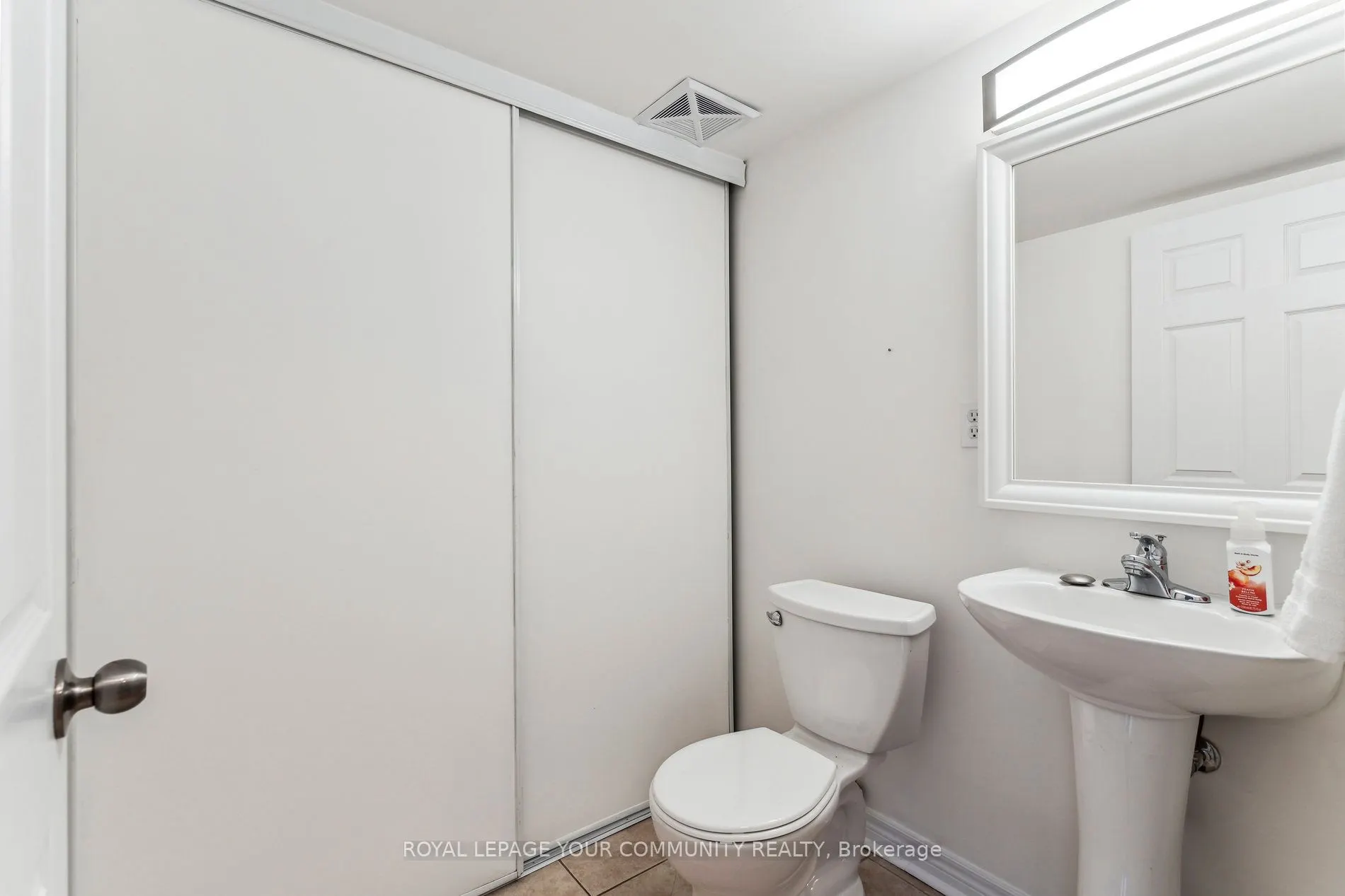 207 Wellesley Street E, #103