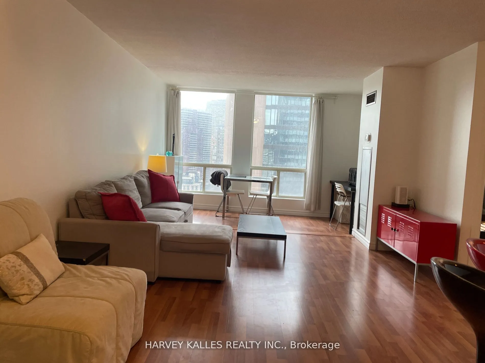 25 Grenville Street, #2206