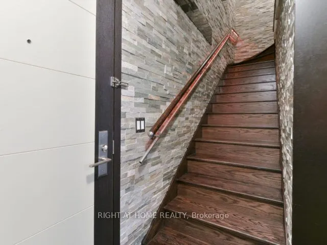 21 Nelson Street, #LPH02