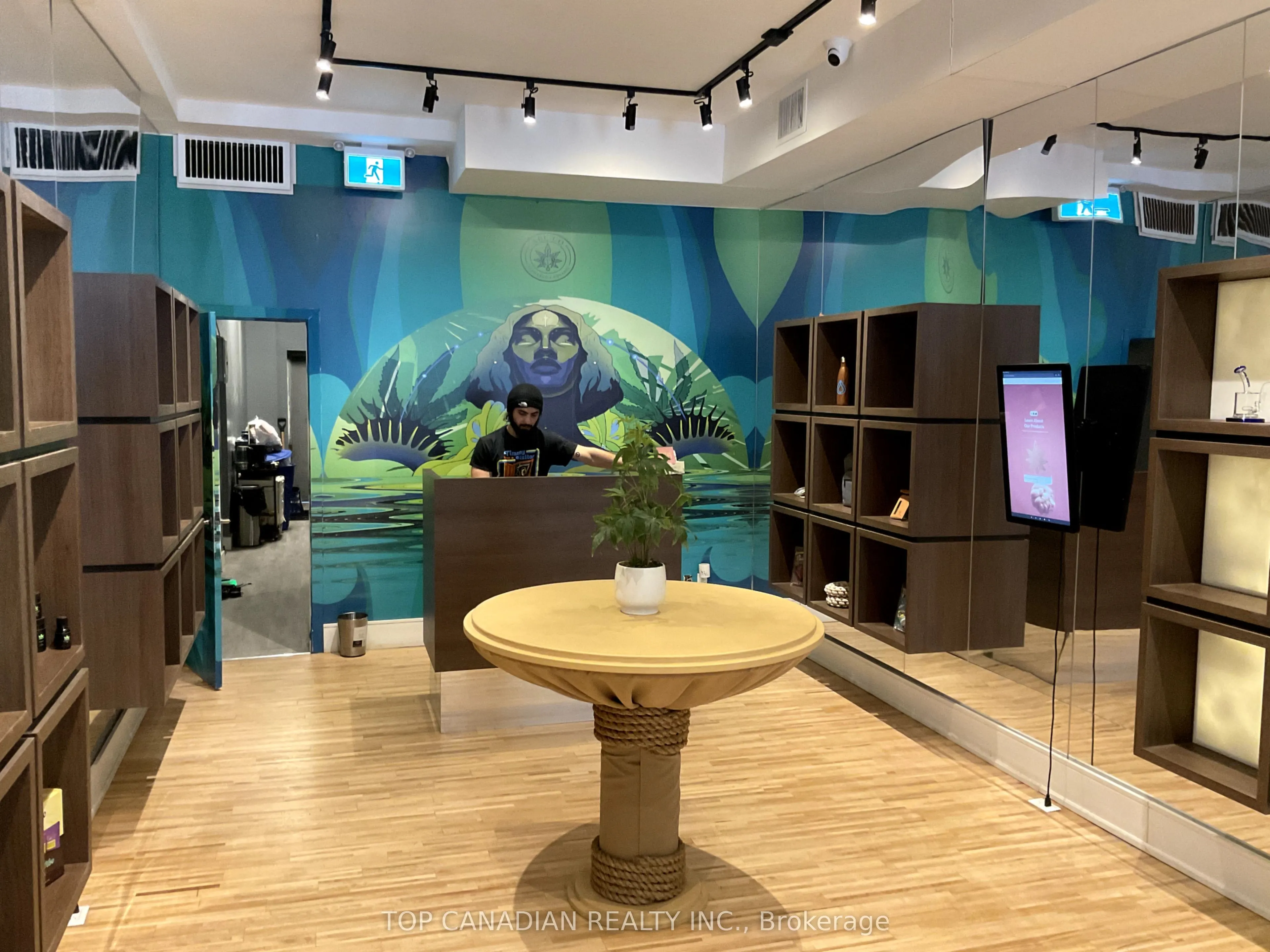 114 Sherbourne Street, #1