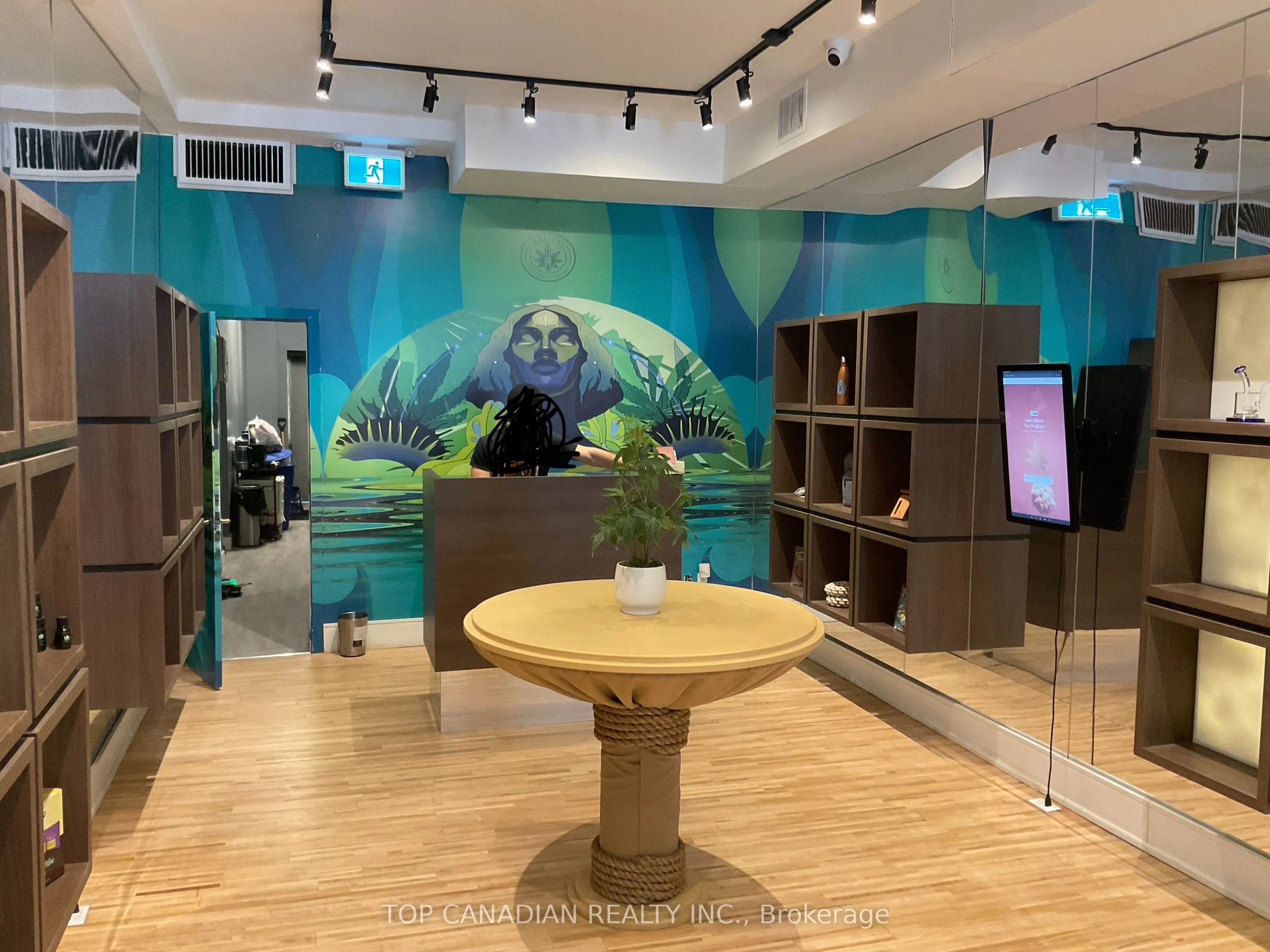 114 Sherbourne Street, #1
