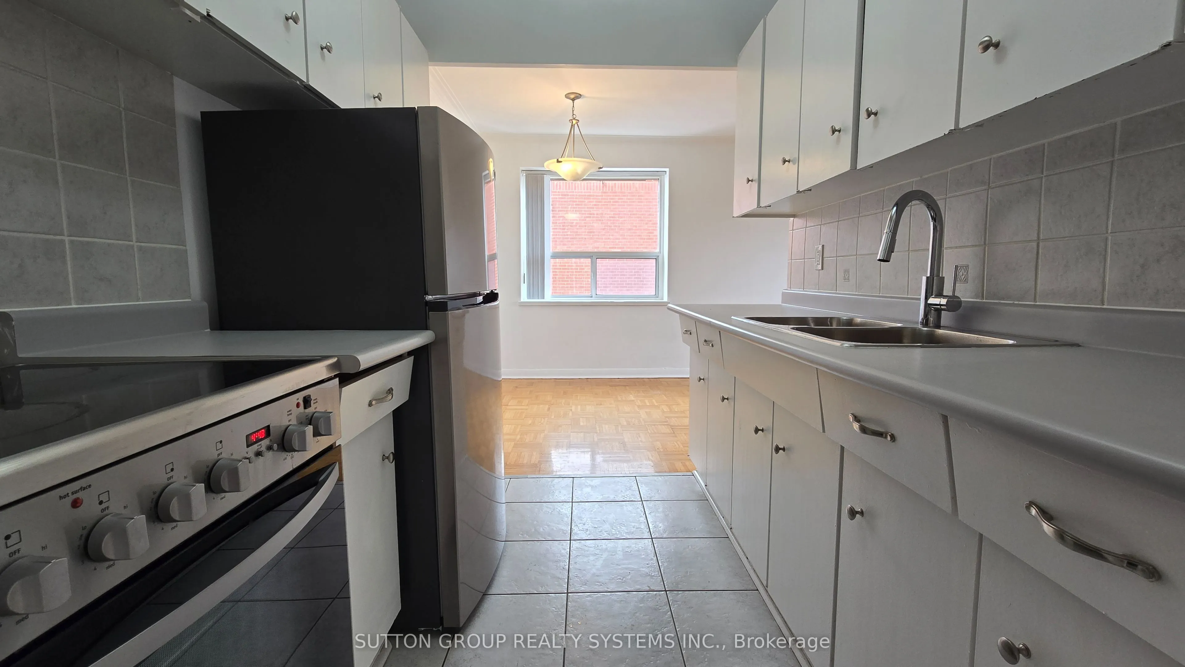 365 Eglinton Avenue E, #507