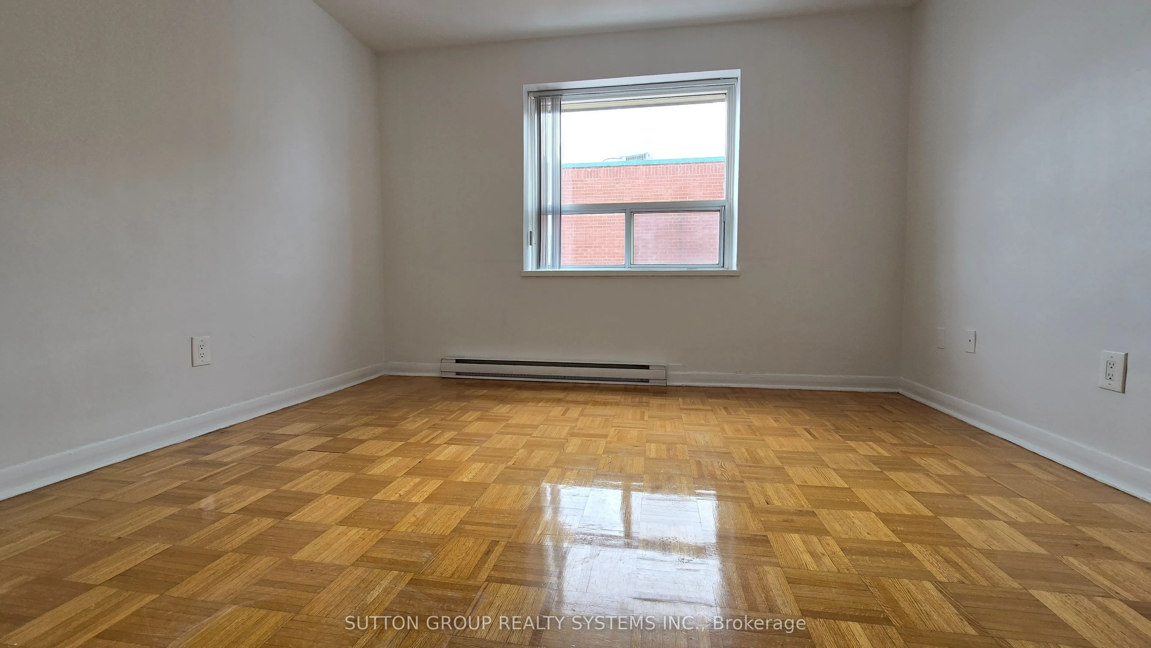 365 Eglinton Avenue E, #507