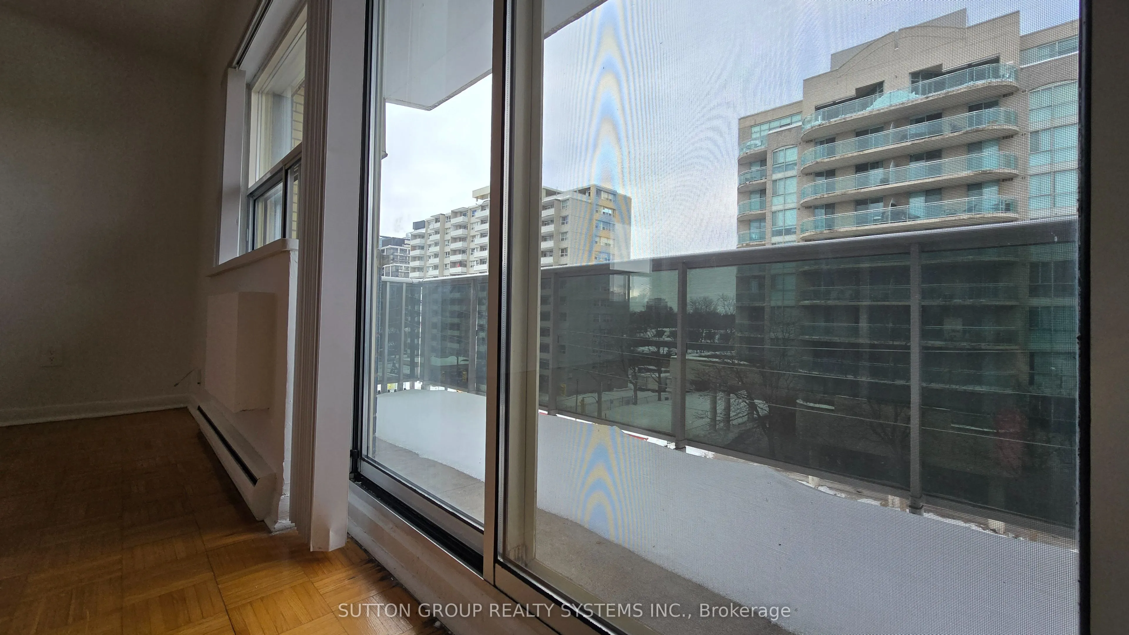 365 Eglinton Avenue E, #507