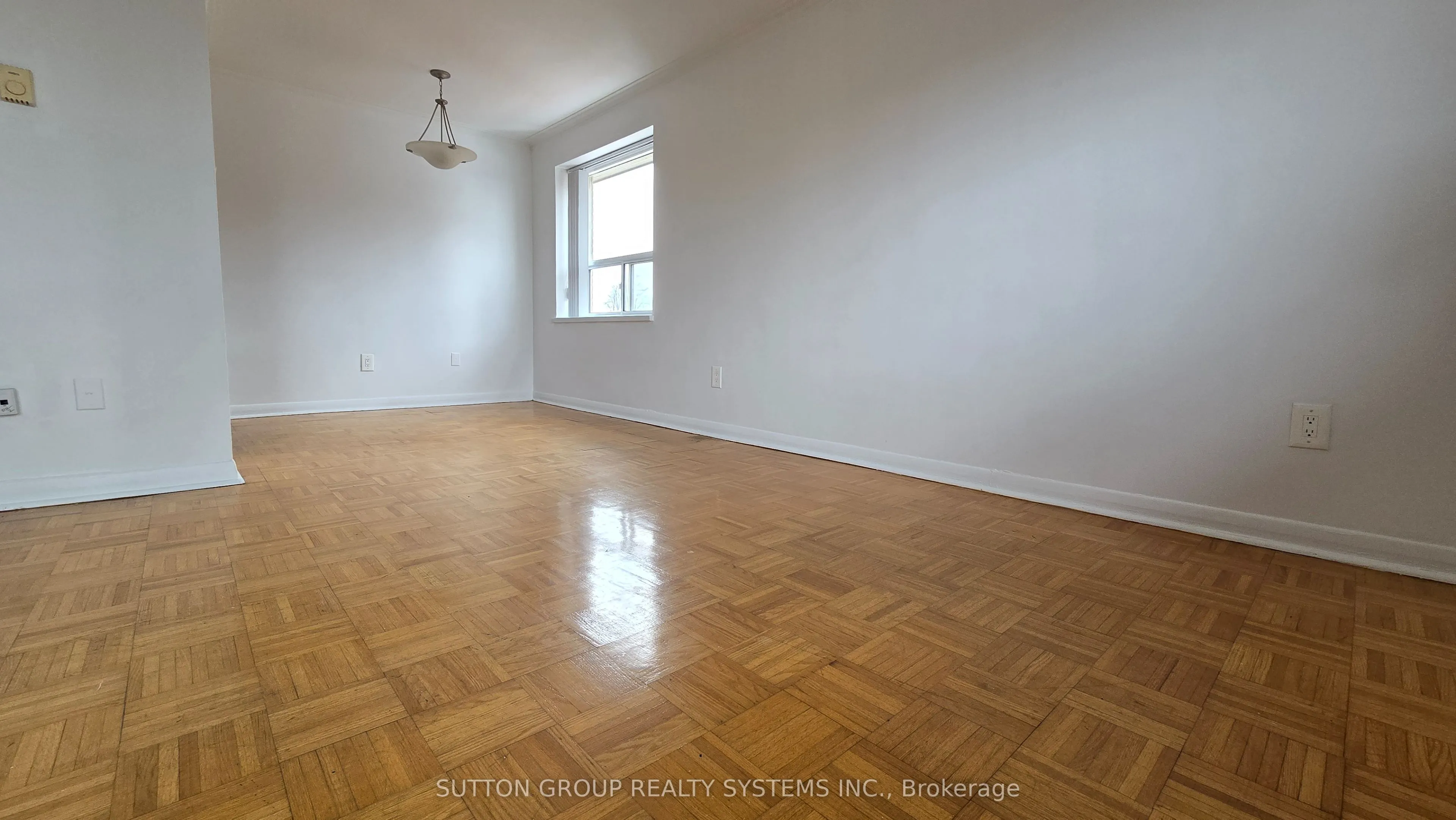 365 Eglinton Avenue E, #507