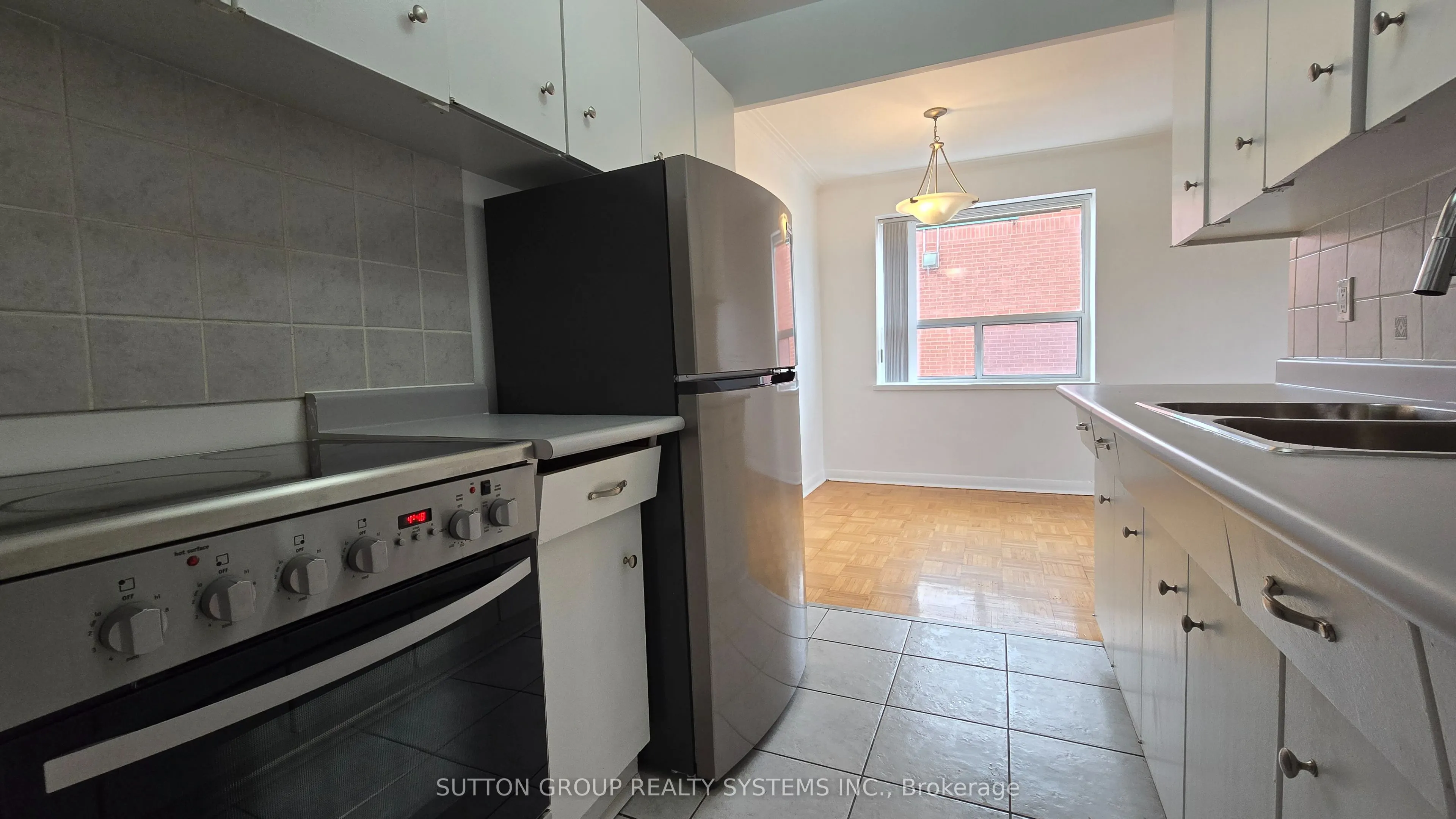 365 Eglinton Avenue E, #507