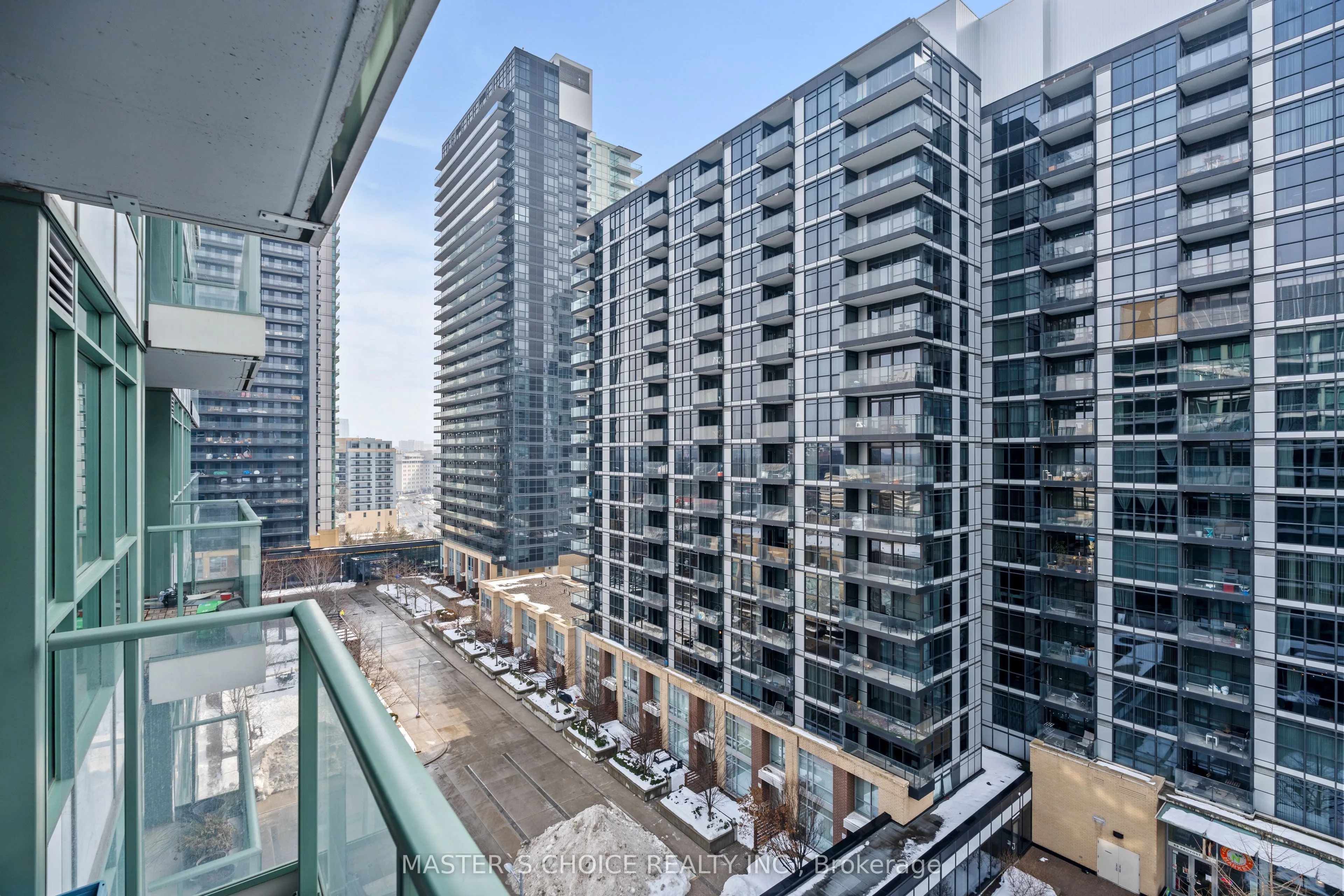 15 Singer Court, #912