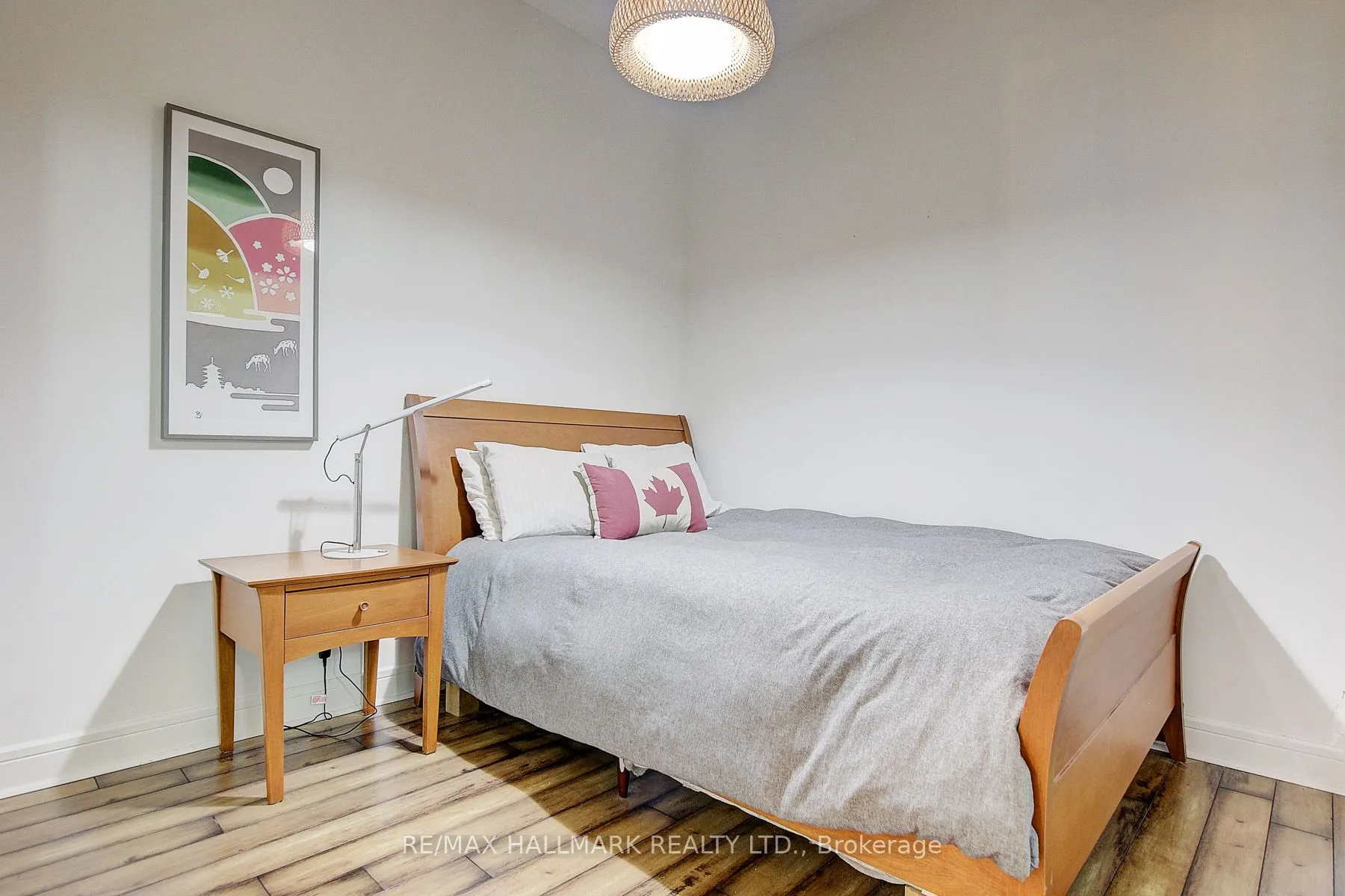 112 George Street, #727